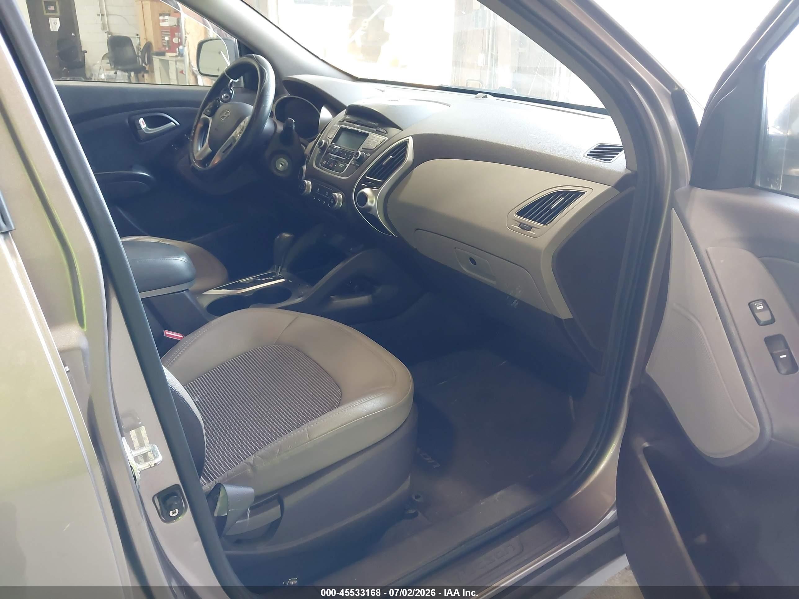 2013 Hyundai Tucson Gls Кремовый vin: KM8JUCAC4DU727106