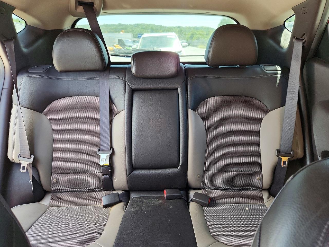 2011 Hyundai Tucson Gls Red vin: KM8JUCAC5BU269539