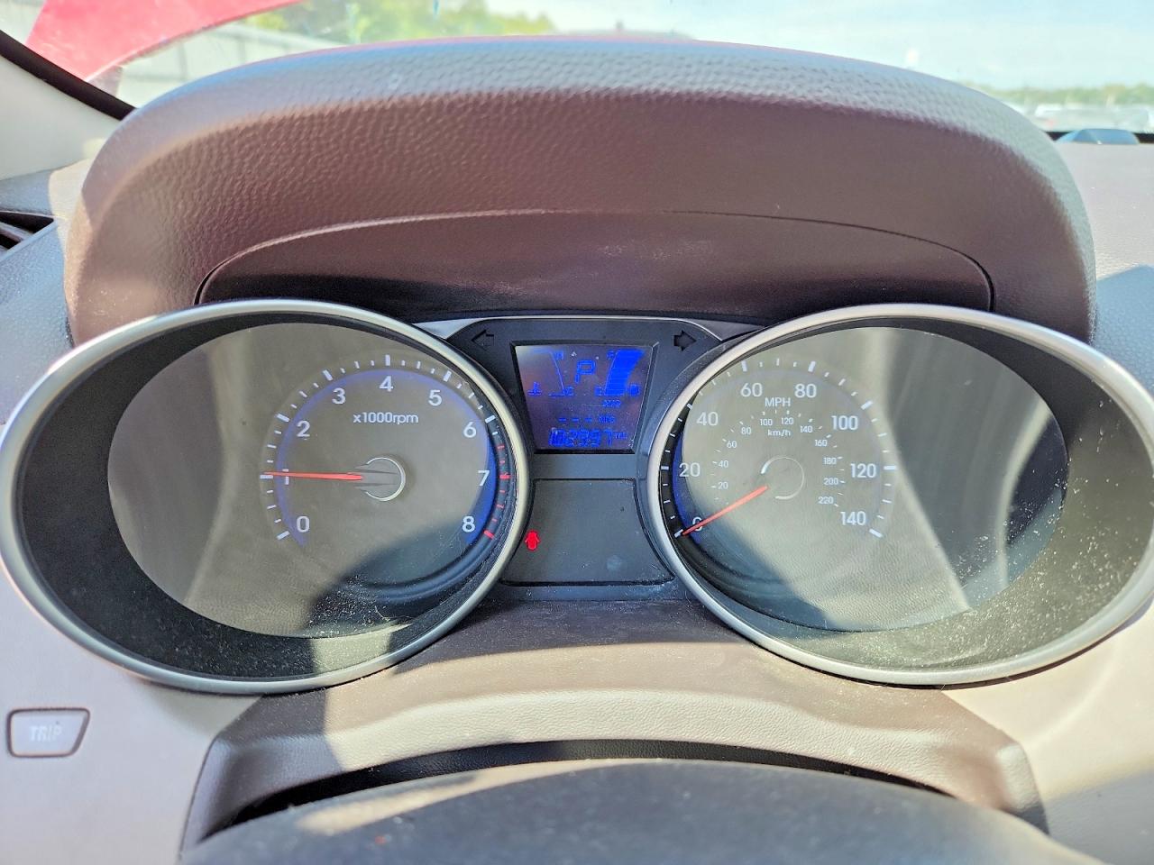 2011 Hyundai Tucson Gls Red vin: KM8JUCAC5BU269539