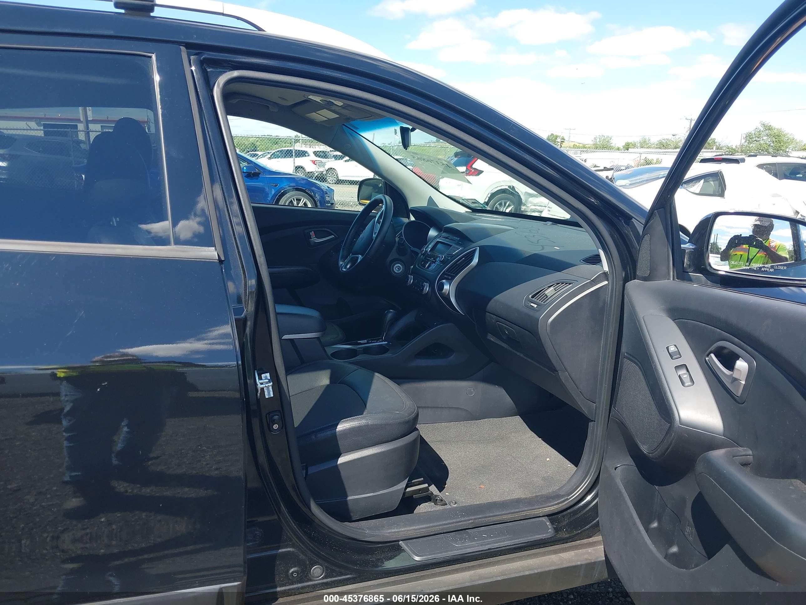 2012 Hyundai Tucson Gls Черный vin: KM8JUCAC5CU541850