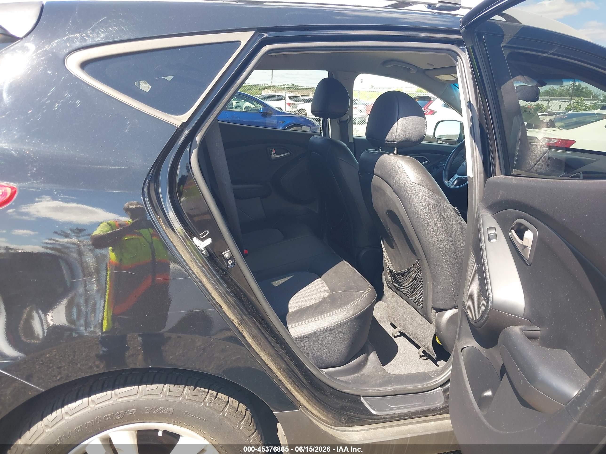 2012 Hyundai Tucson Gls Черный vin: KM8JUCAC5CU541850