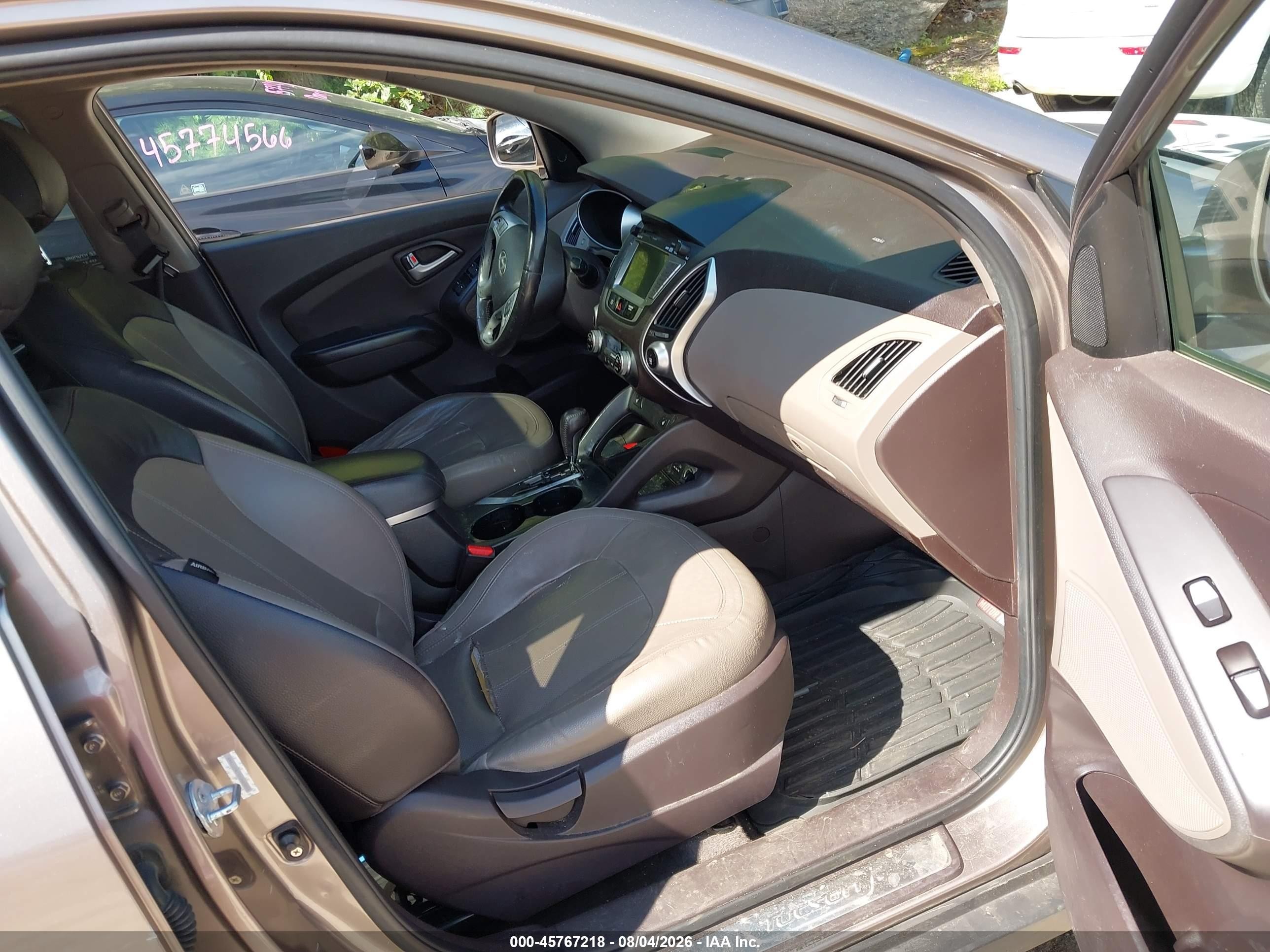 2013 Hyundai Tucson Limited Beige vin: KM8JUCAC5DU665893
