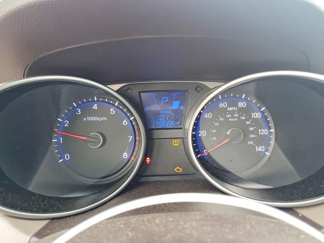2010 Hyundai Tucson Gls Red vin: KM8JUCAC6AU021685