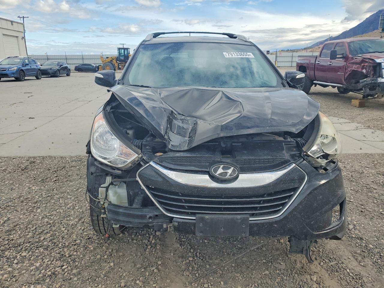 2011 Hyundai Tucson Limited Черный vin: KM8JUCAC6BU291095