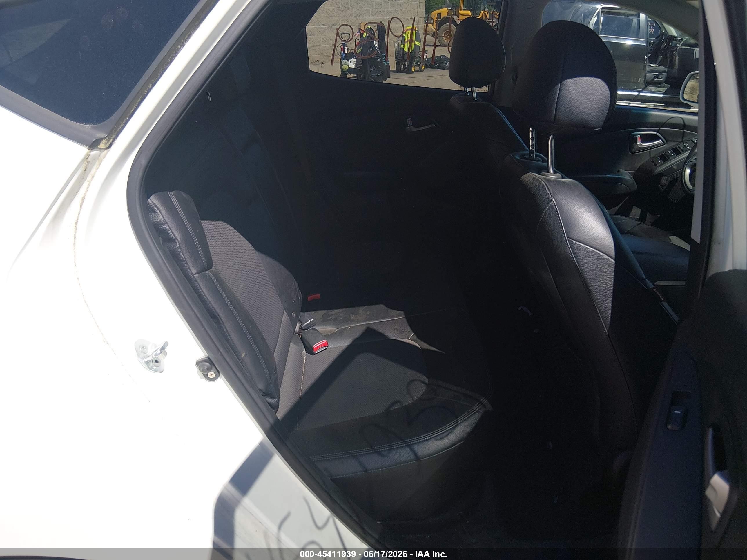 2012 Hyundai Tucson Gls Белый vin: KM8JUCAC6CU415268