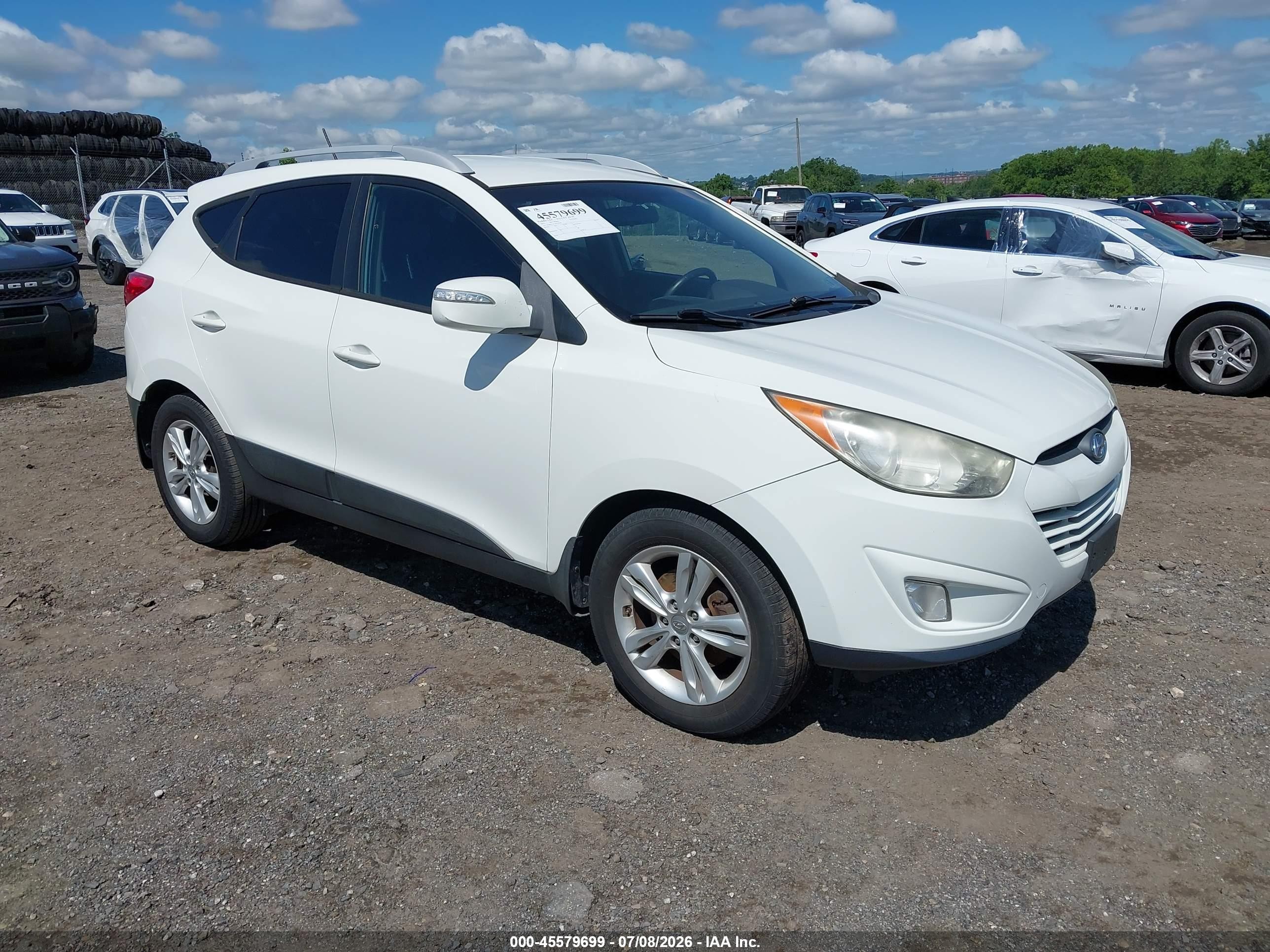 2013 Hyundai Tucson Gls White vin: KM8JUCAC6DU556228