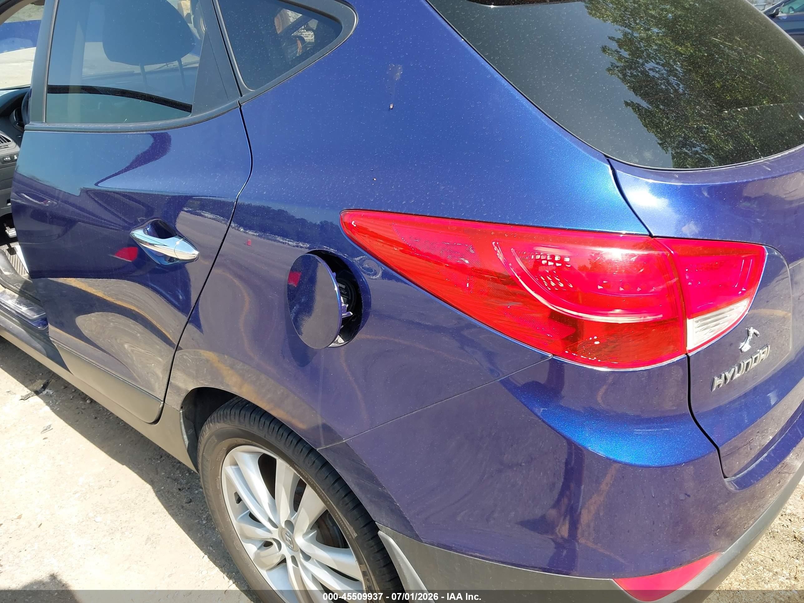 2013 Hyundai Tucson Limited Blue vin: KM8JUCAC6DU663392