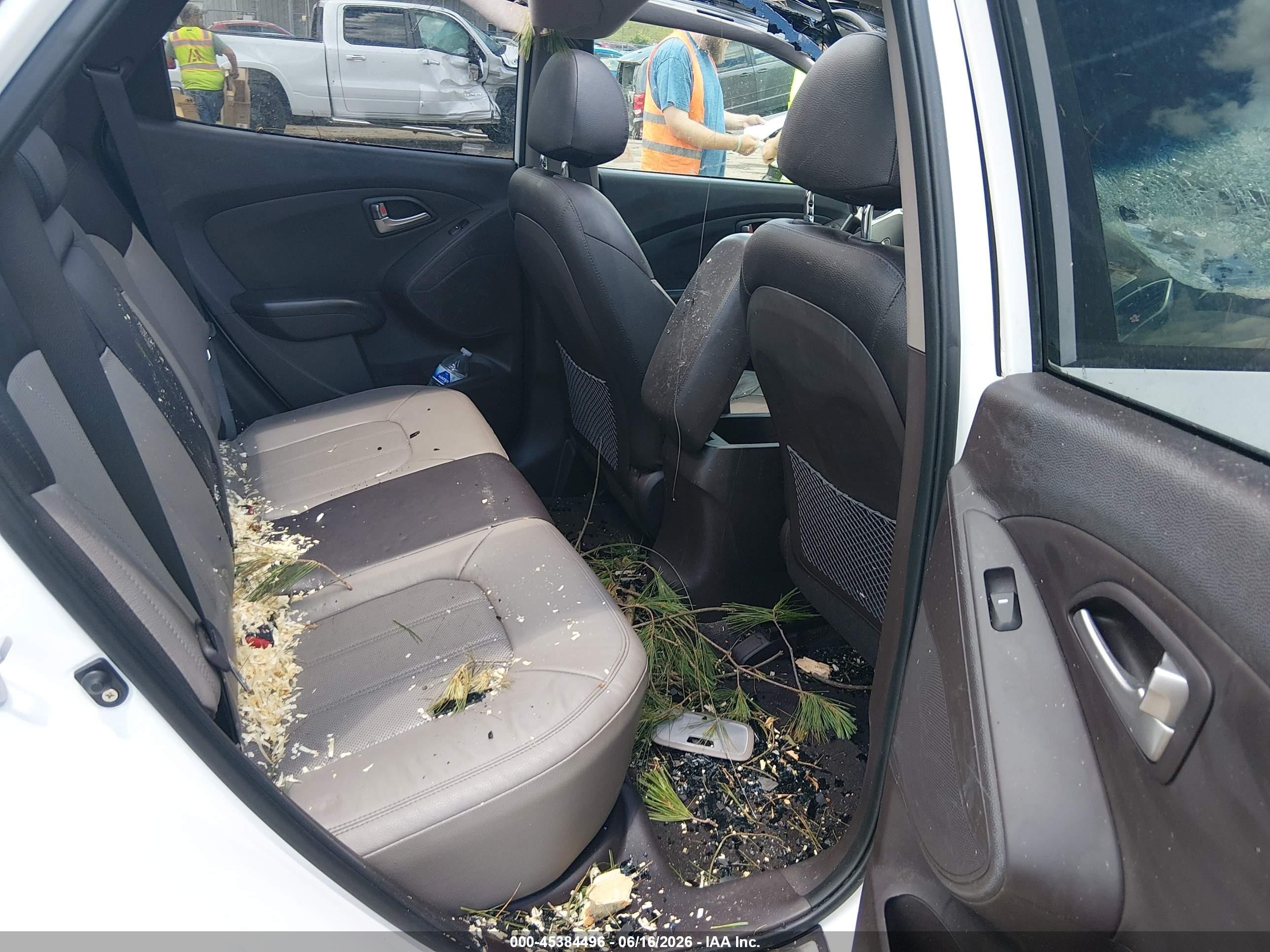 2013 Hyundai Tucson Limited Белый vin: KM8JUCAC6DU756199