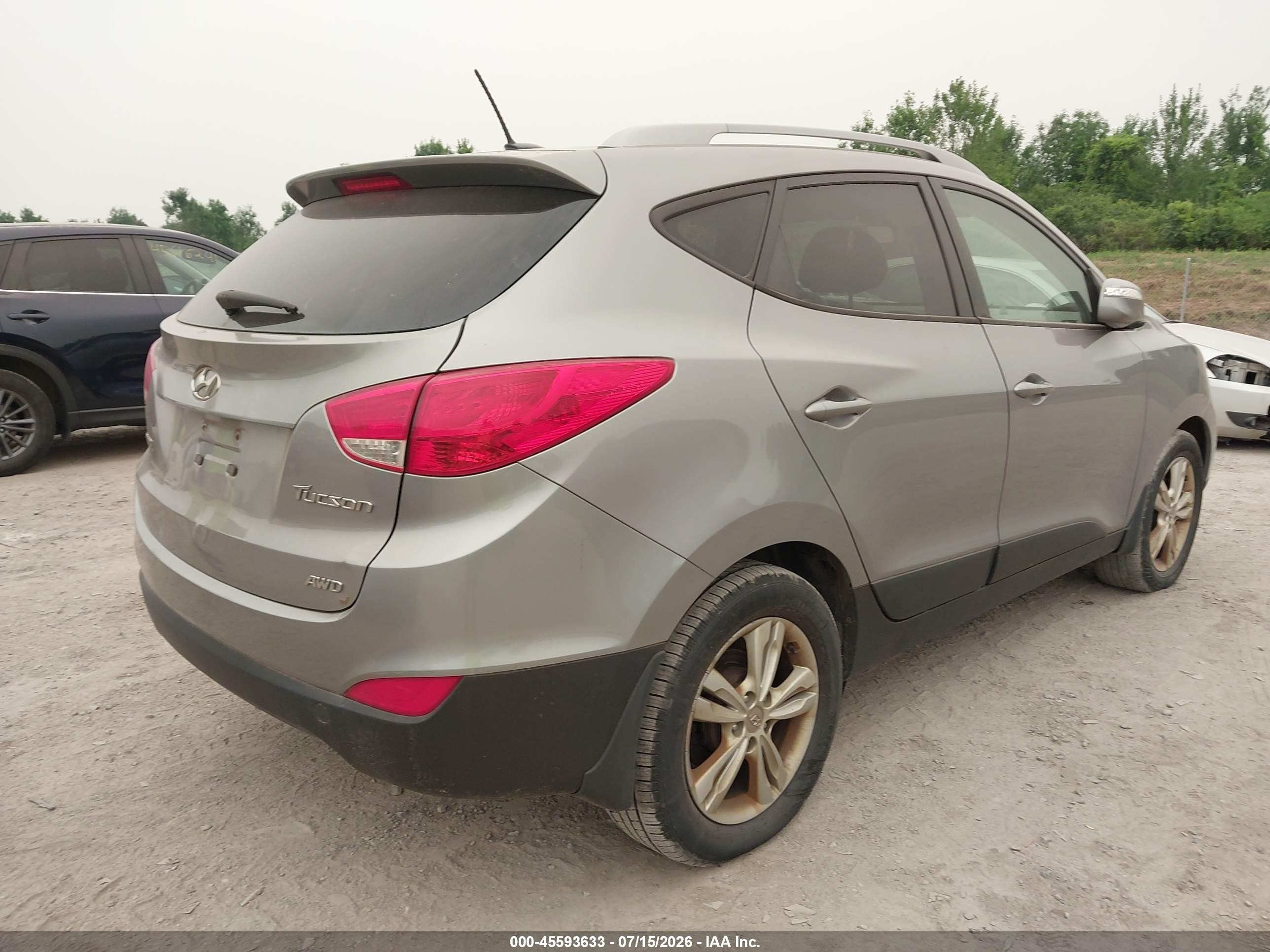 2013 Hyundai Tucson Gls Silver vin: KM8JUCAC6DU762259