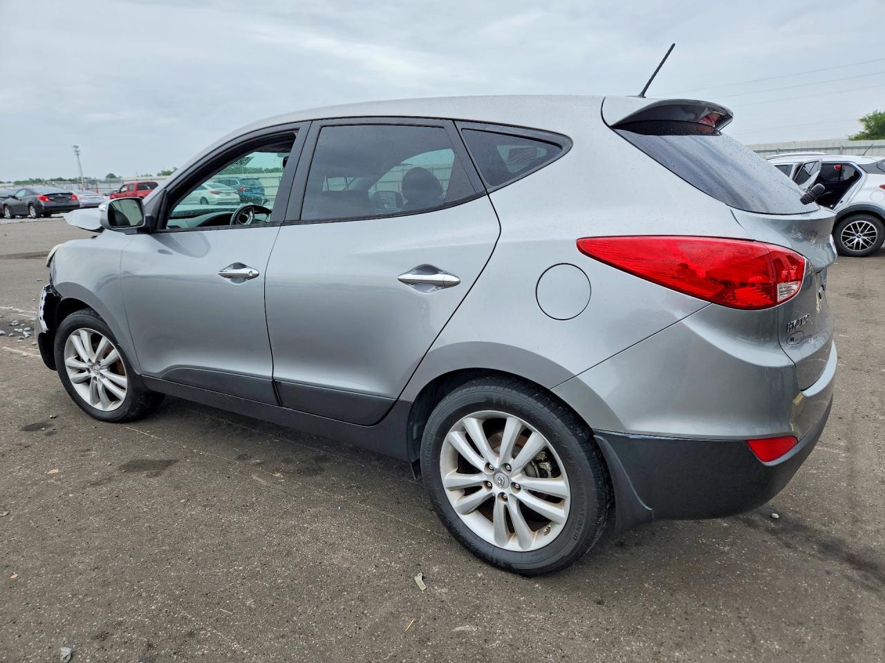 2010 Hyundai Tucson Limited Silver vin: KM8JUCAC7AU023249