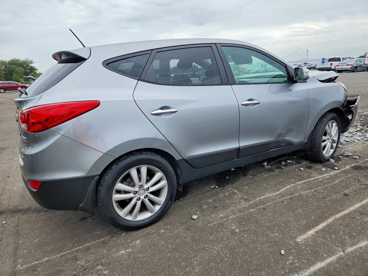 2010 Hyundai Tucson Limited Silver vin: KM8JUCAC7AU023249
