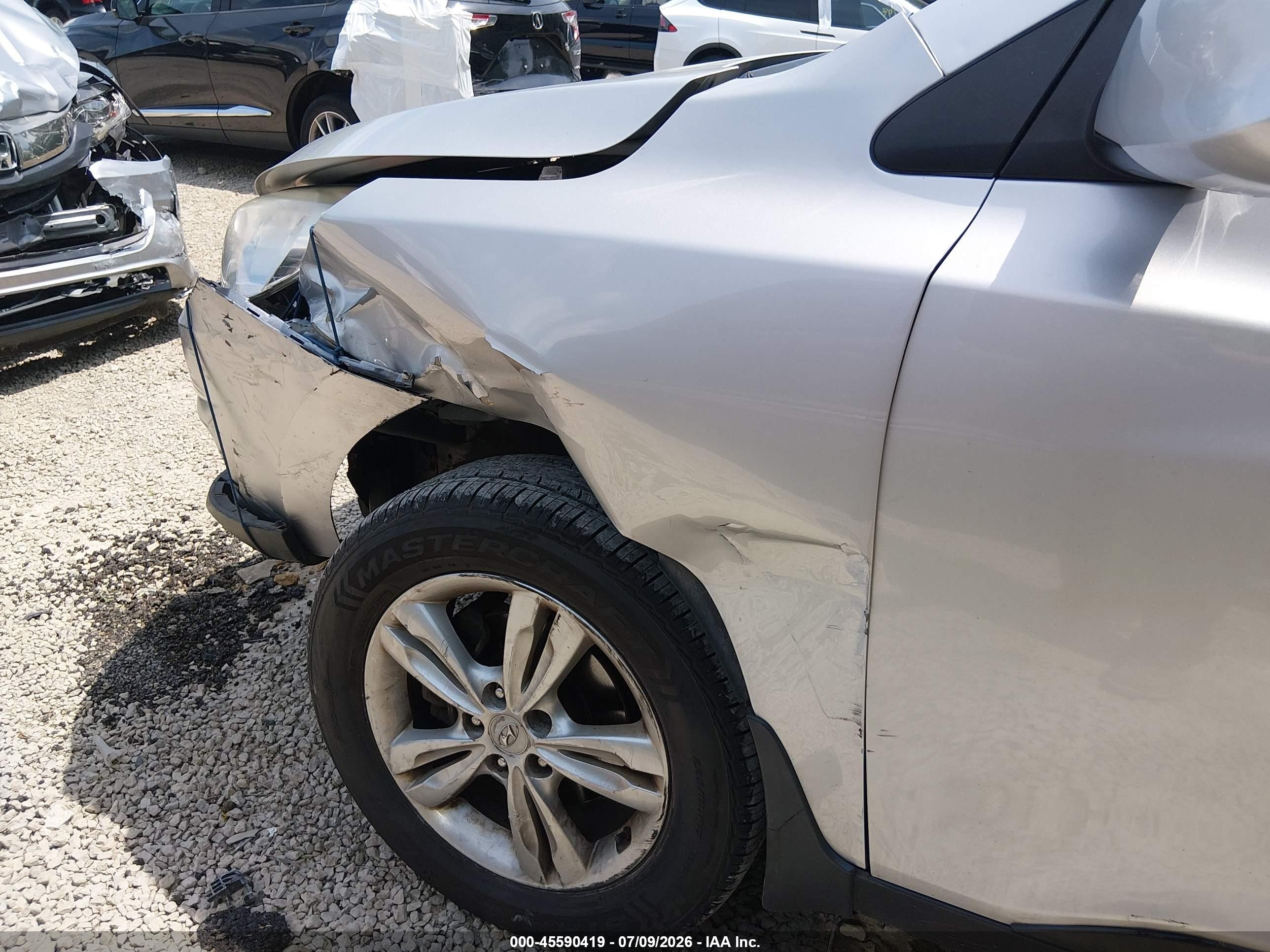 2011 Hyundai Tucson Gls Silver vin: KM8JUCAC7BU200285