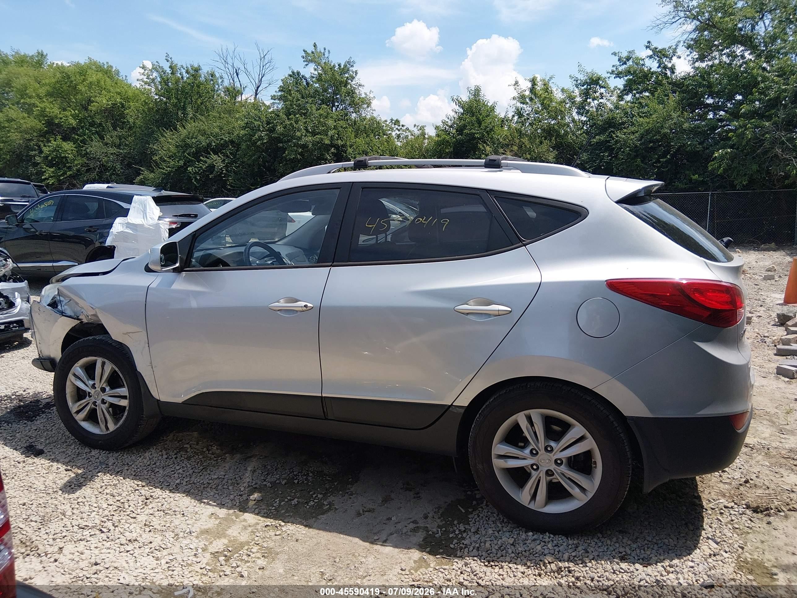 2011 Hyundai Tucson Gls Silver vin: KM8JUCAC7BU200285