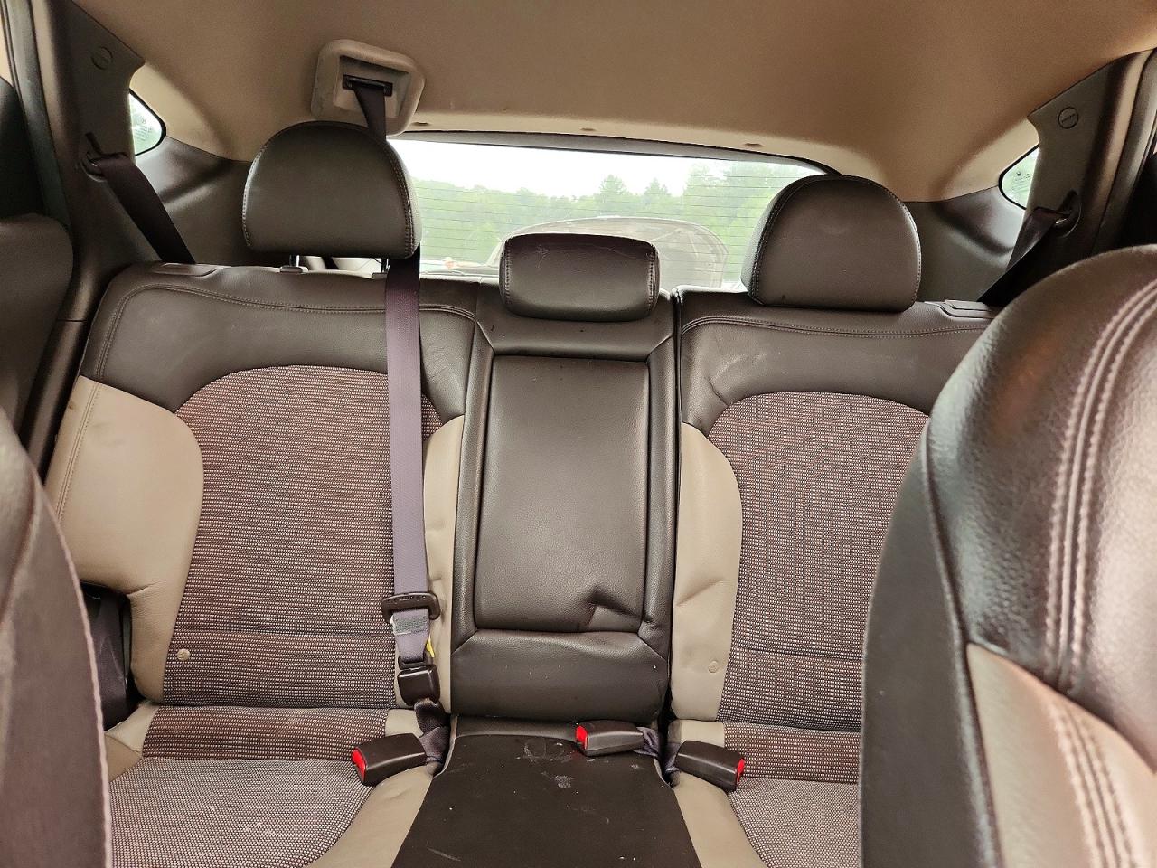 2012 Hyundai Tucson Gls Brown vin: KM8JUCAC7CU373239