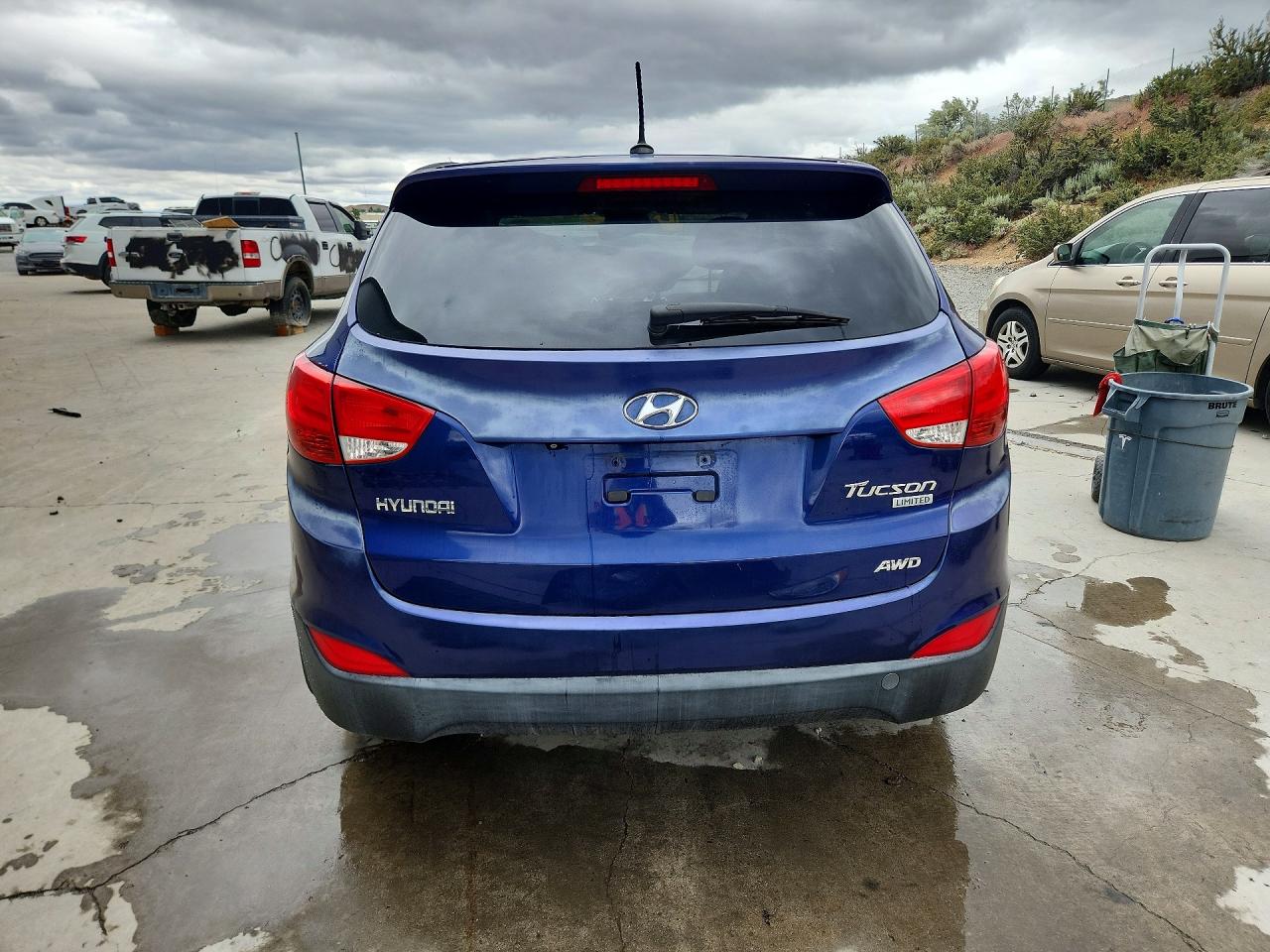 2012 Hyundai Tucson Limited Blue vin: KM8JUCAC7CU424500
