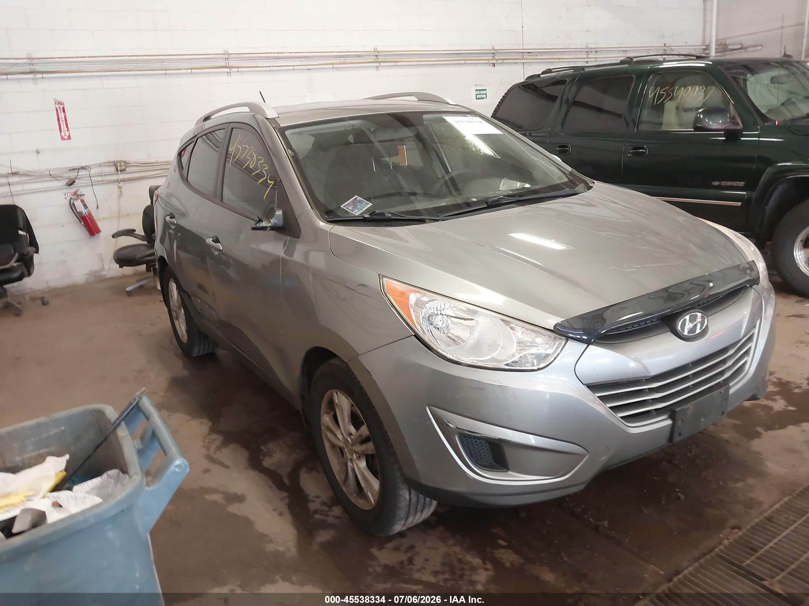 2010 Hyundai Tucson Gls Silver vin: KM8JUCAC8AU056924