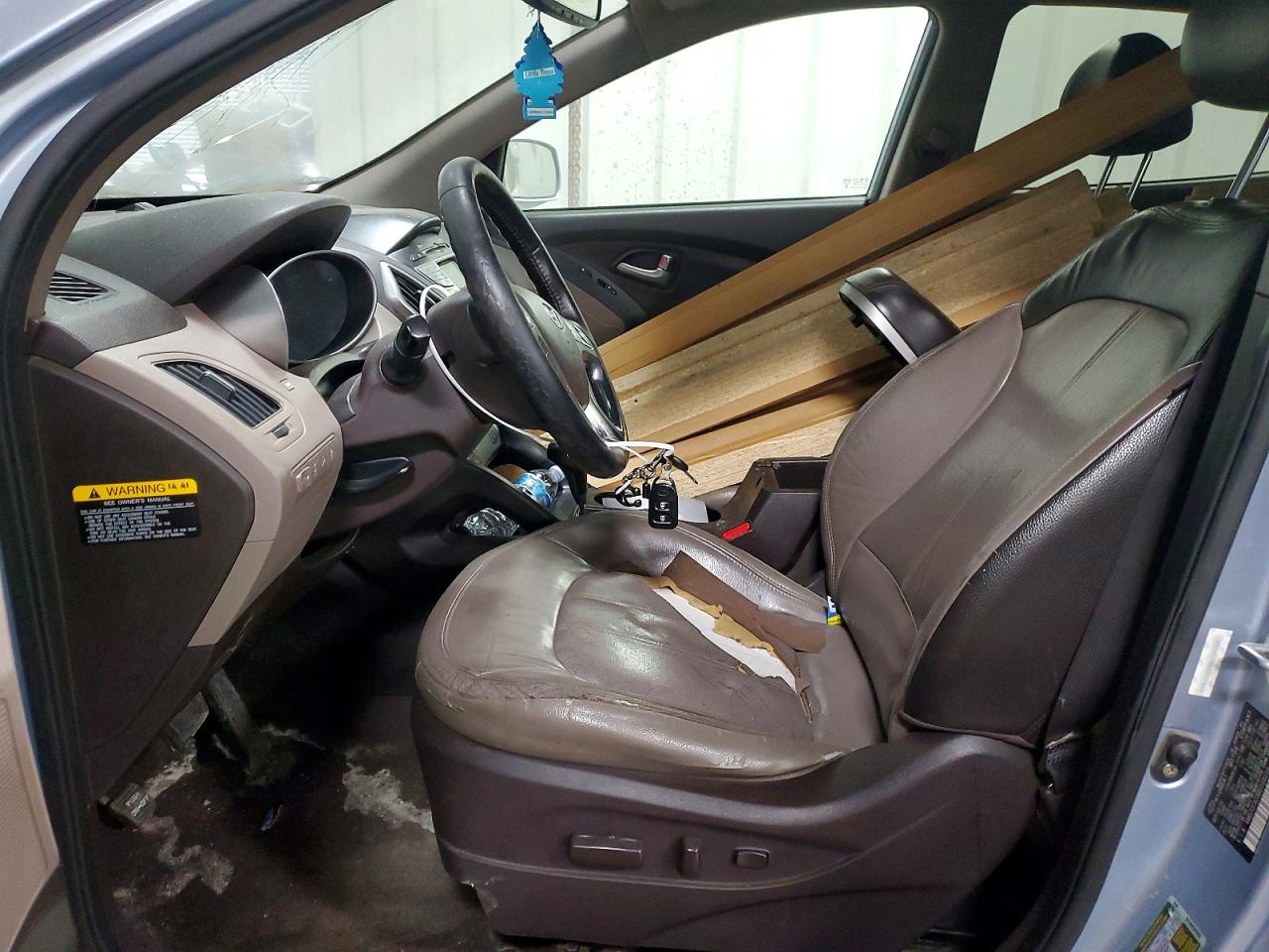 2011 Hyundai Tucson Limited Silver vin: KM8JUCAC8BU169239