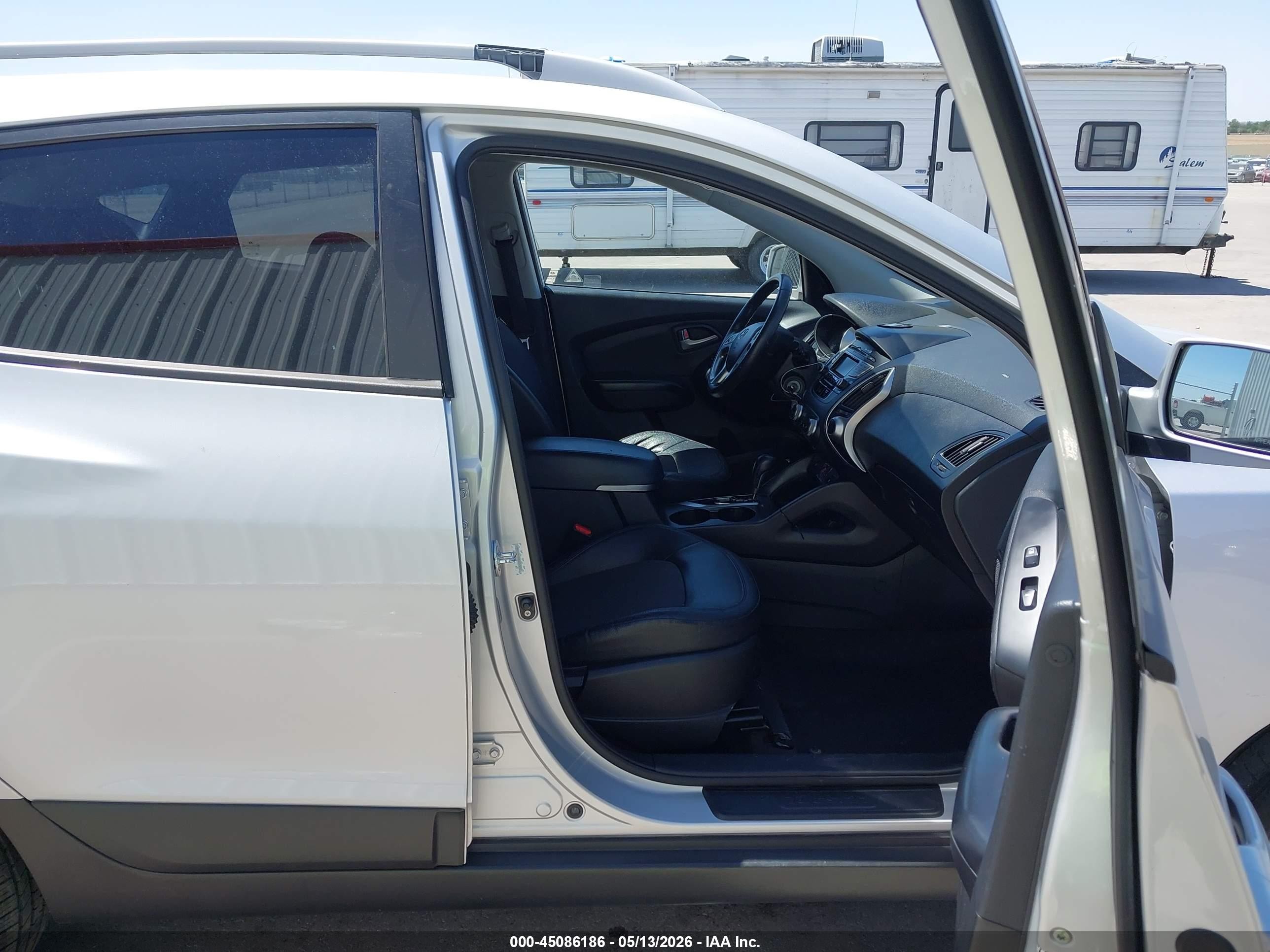 2011 Hyundai Tucson Gls Silver vin: KM8JUCAC8BU214650