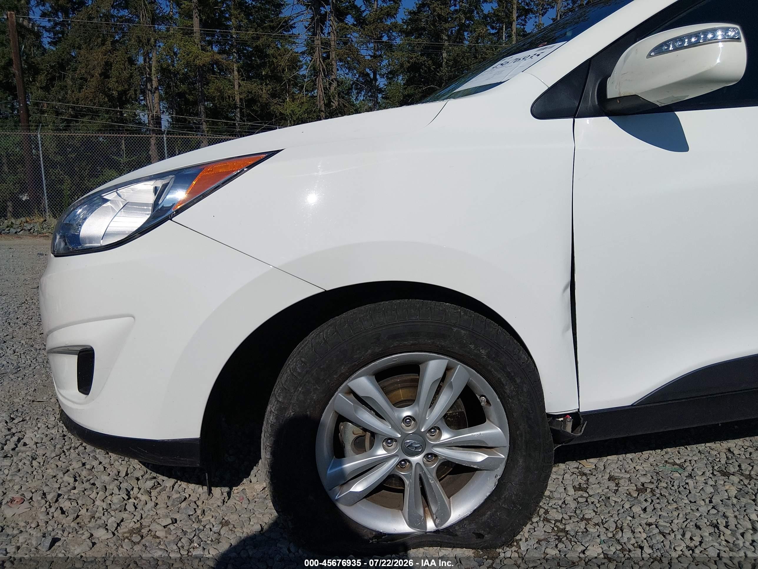 2012 Hyundai Tucson Gls White vin: KM8JUCAC8CU352853