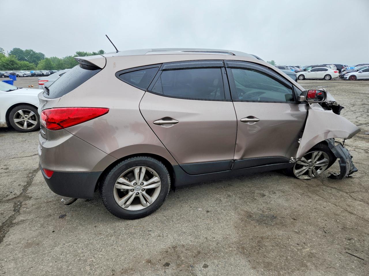 2011 Hyundai Tucson Gray vin: KM8JUCAC9BU205827