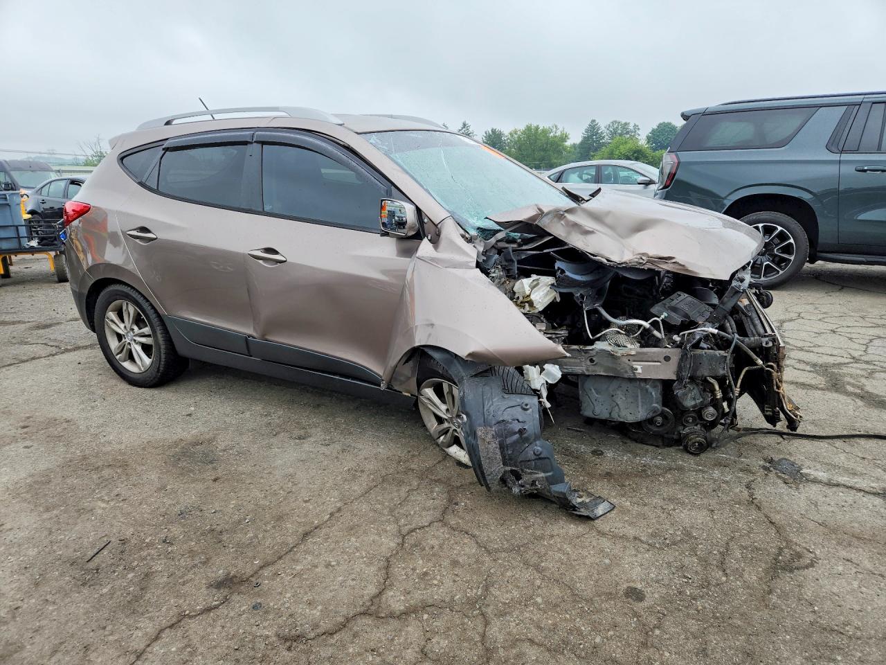 2011 Hyundai Tucson Gray vin: KM8JUCAC9BU205827