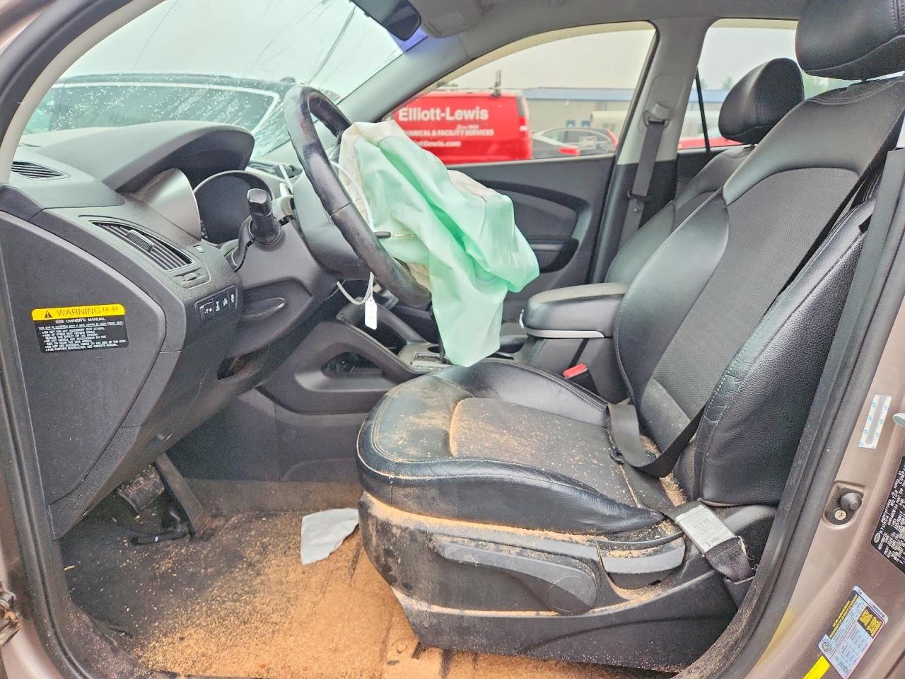 2011 Hyundai Tucson Gray vin: KM8JUCAC9BU205827