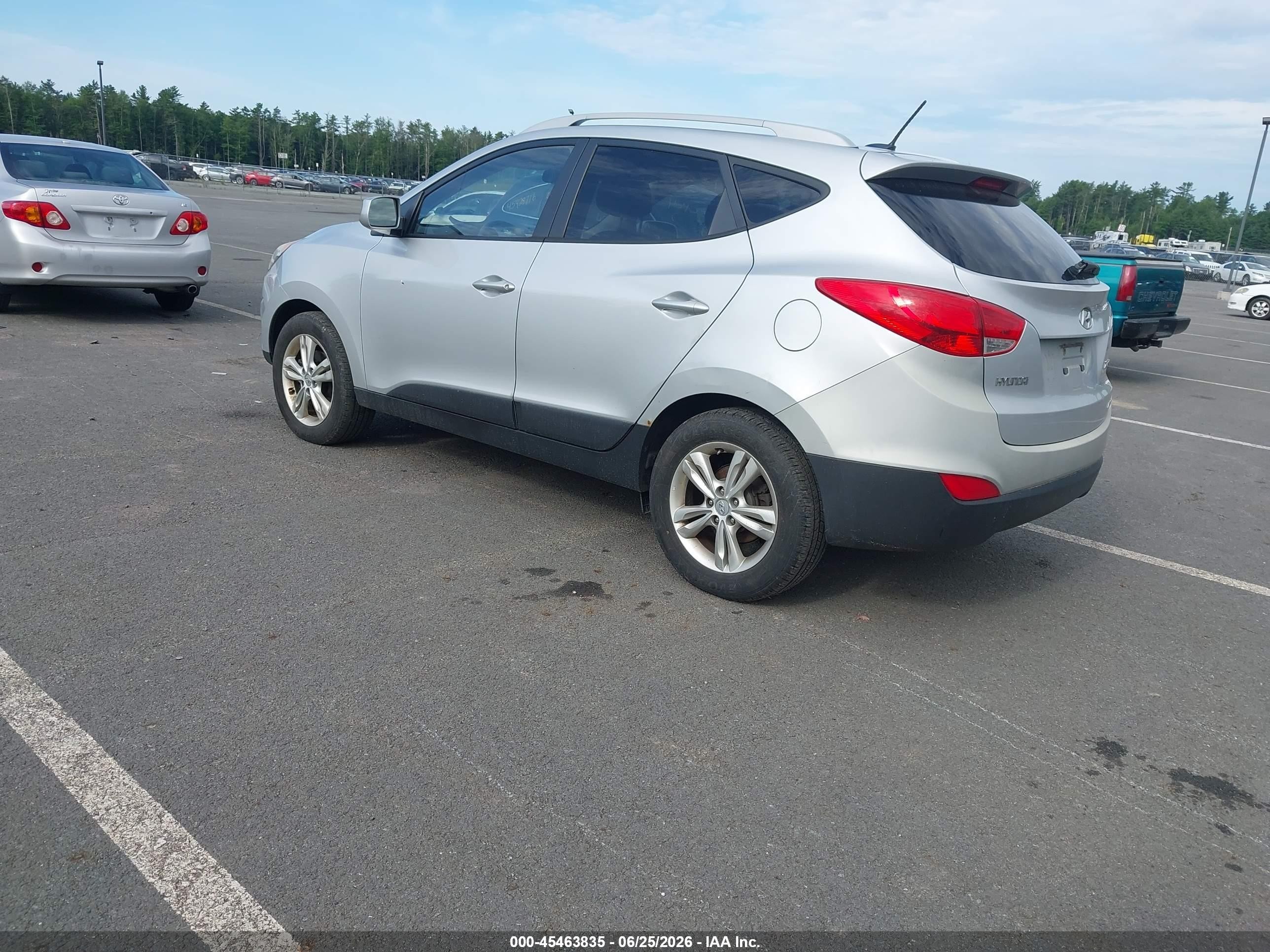 2011 Hyundai Tucson Gls Silver vin: KM8JUCAC9BU207660