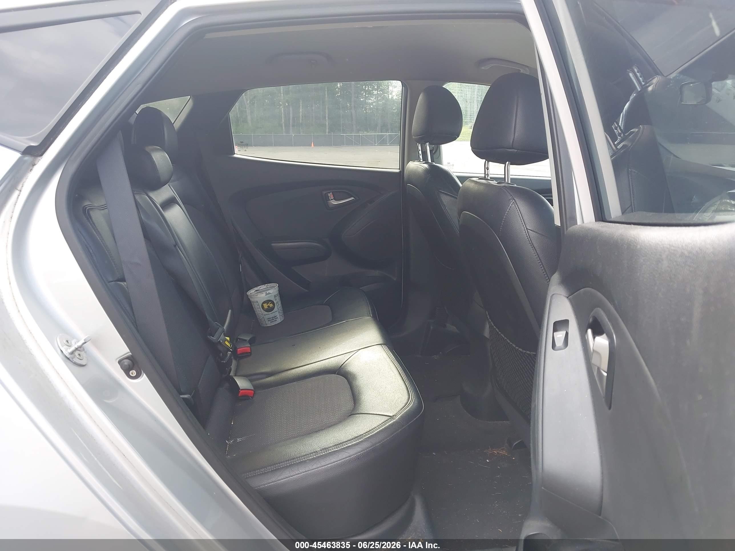 2011 Hyundai Tucson Gls Silver vin: KM8JUCAC9BU207660