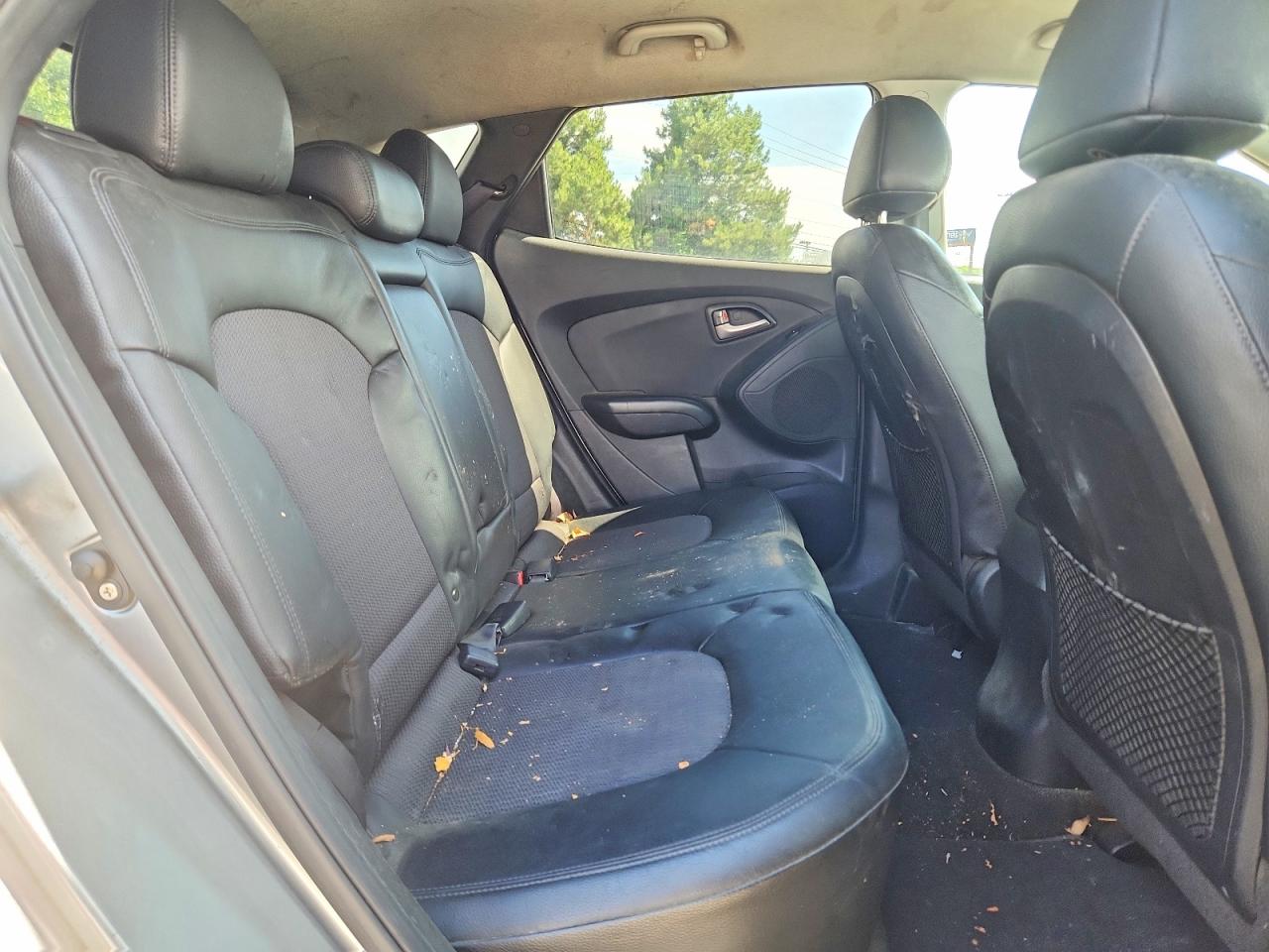 2012 Hyundai Tucson Gls Gray vin: KM8JUCAC9CU352585