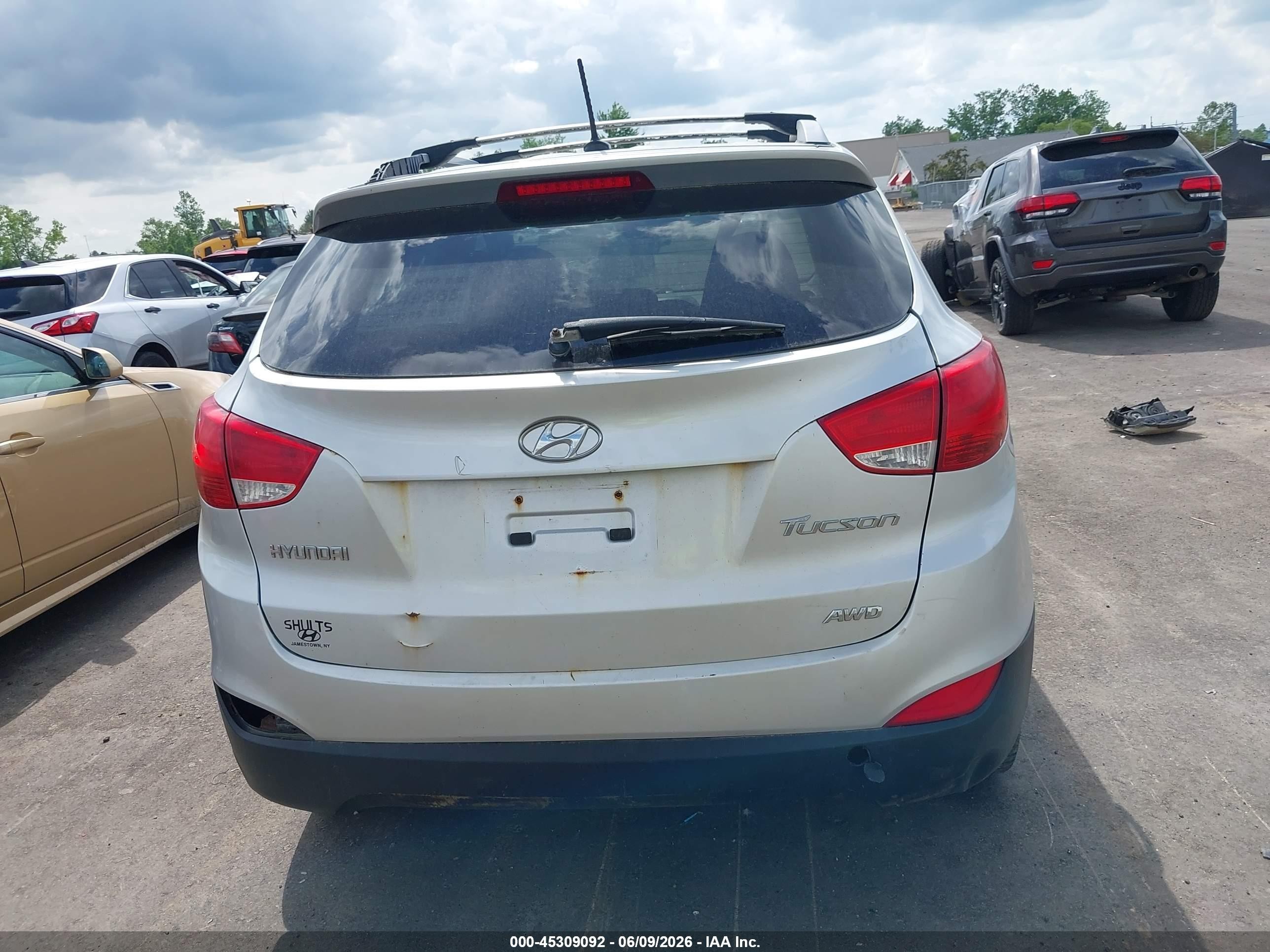 2012 Hyundai Tucson Gls Silver vin: KM8JUCAC9CU396666