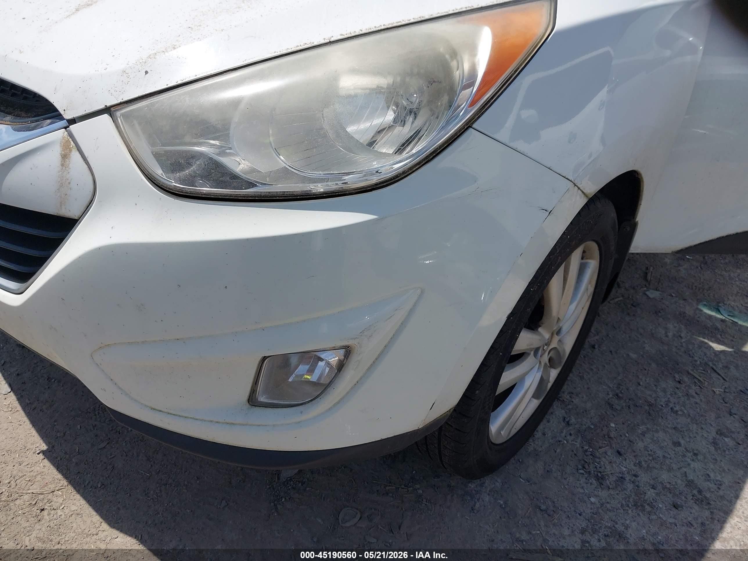 2012 Hyundai Tucson Limited White vin: KM8JUCAC9CU537574