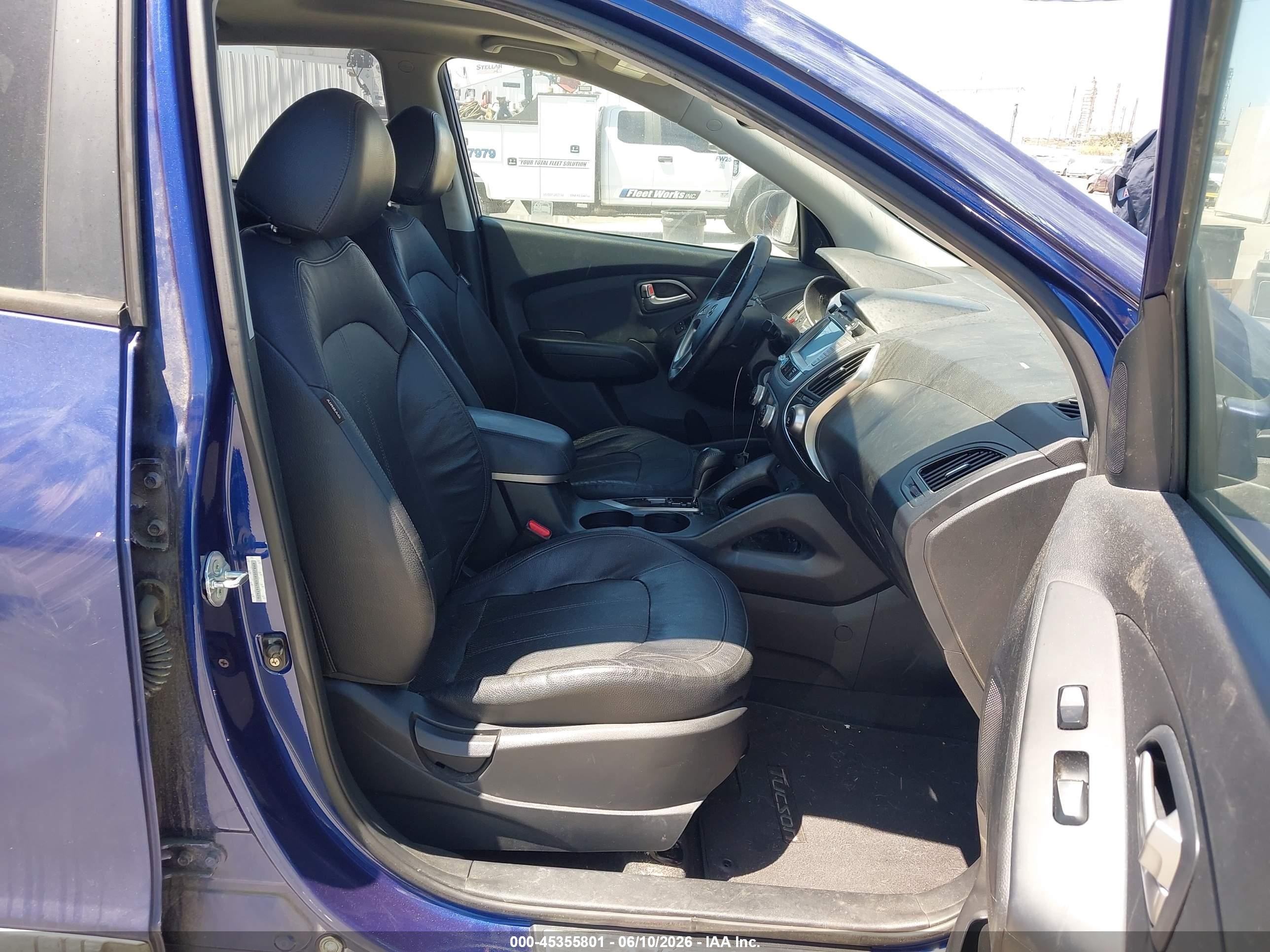 2011 Hyundai Tucson Limited Blue vin: KM8JUCACXBU141426