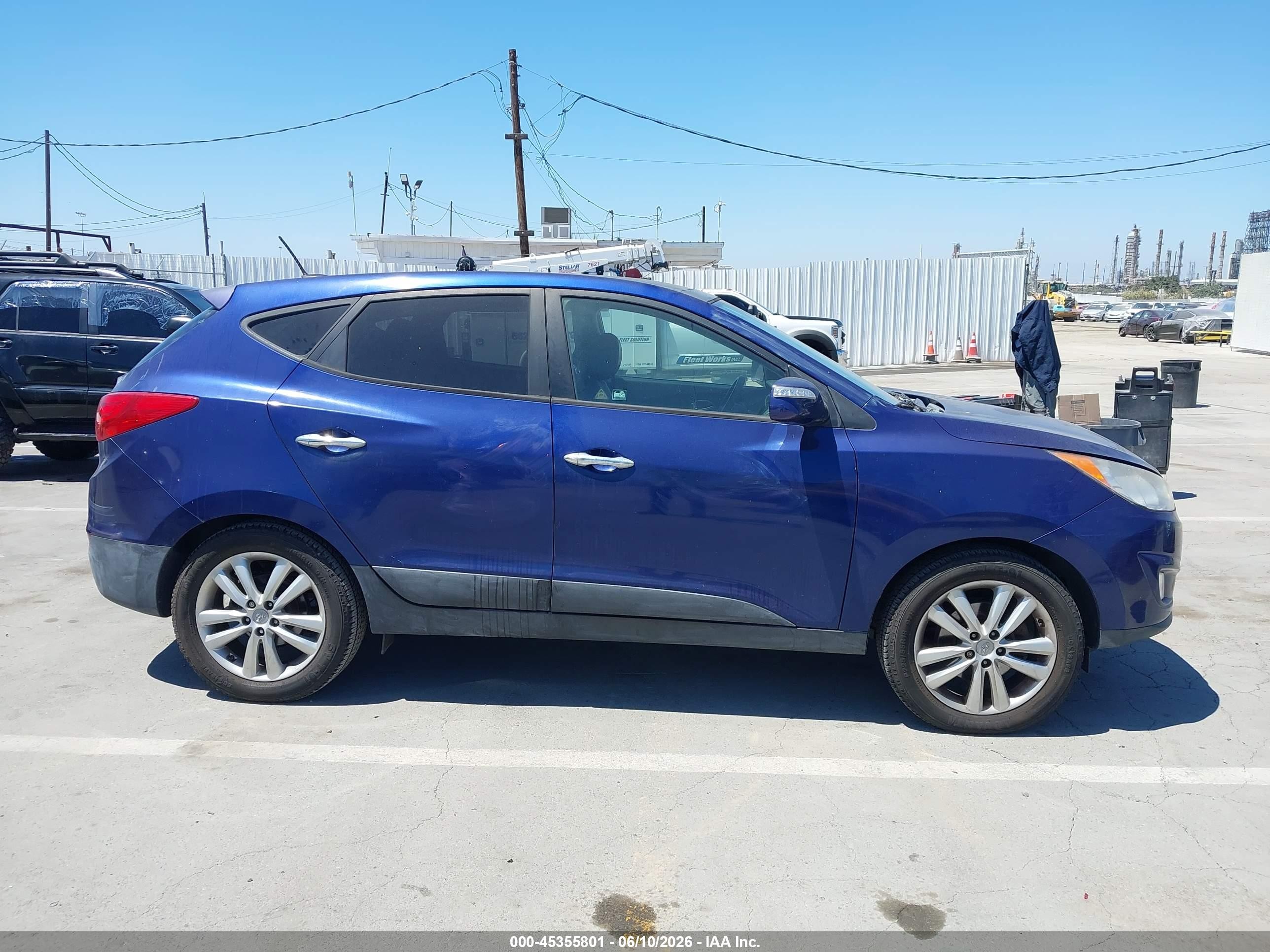 2011 Hyundai Tucson Limited Blue vin: KM8JUCACXBU141426