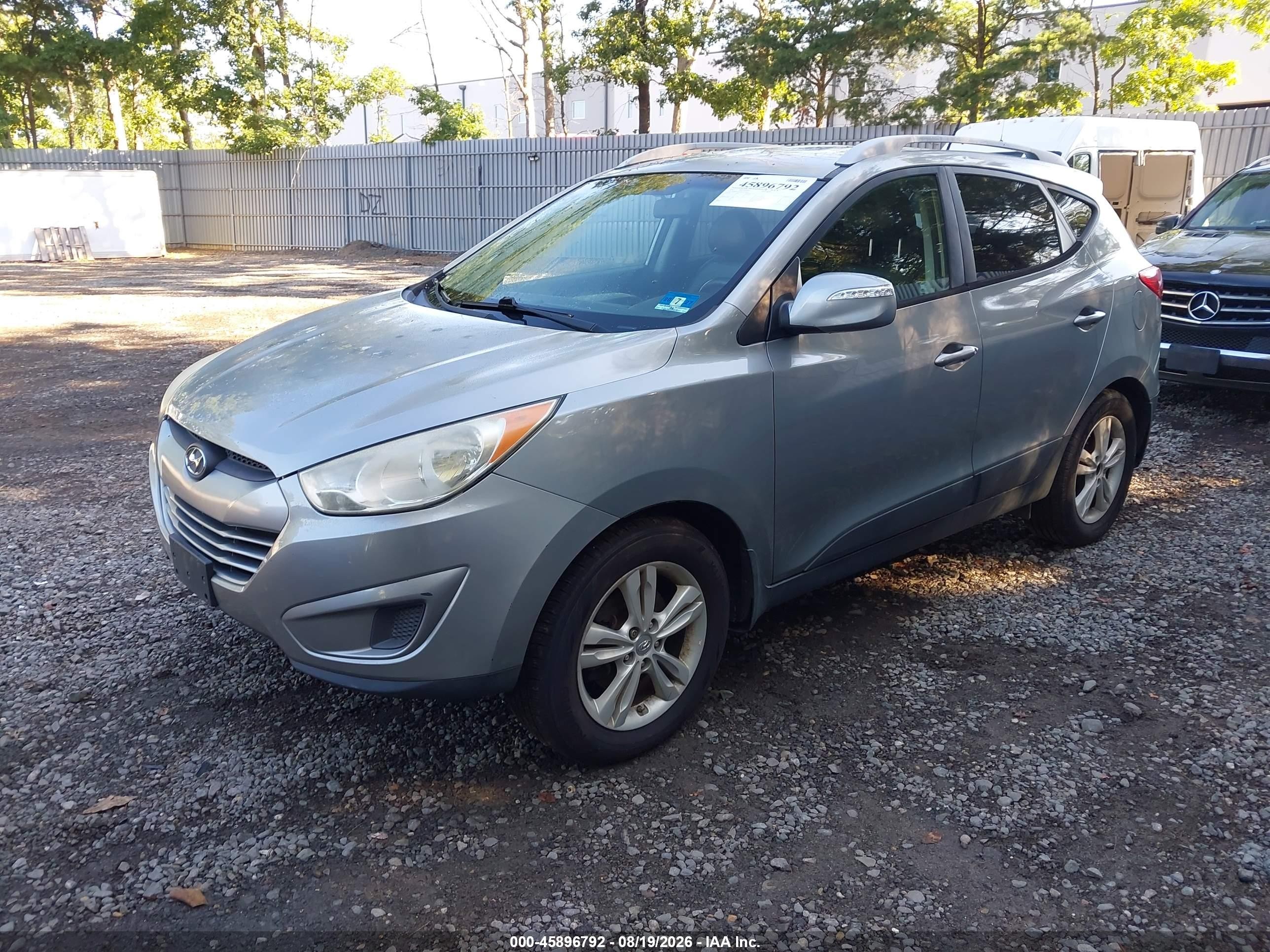 2012 Hyundai Tucson Gls Silver vin: KM8JUCACXCU416892