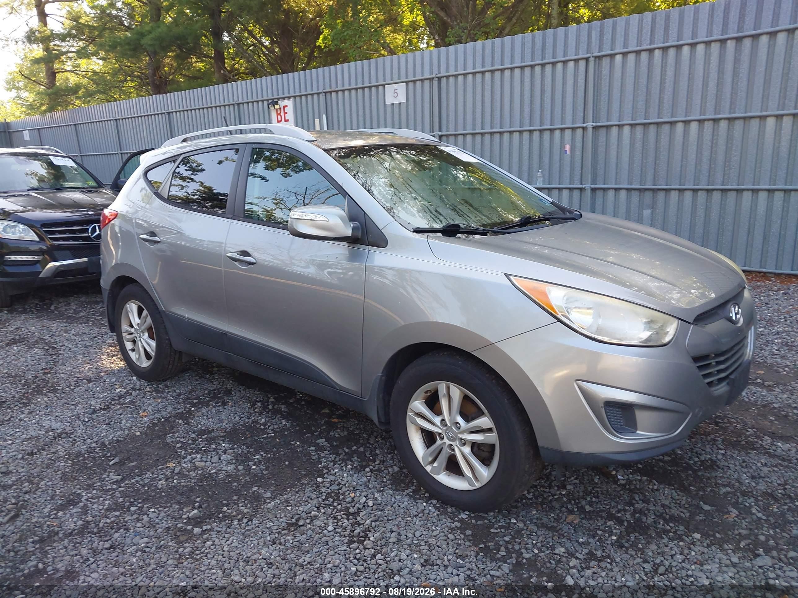 2012 Hyundai Tucson Gls Silver vin: KM8JUCACXCU416892