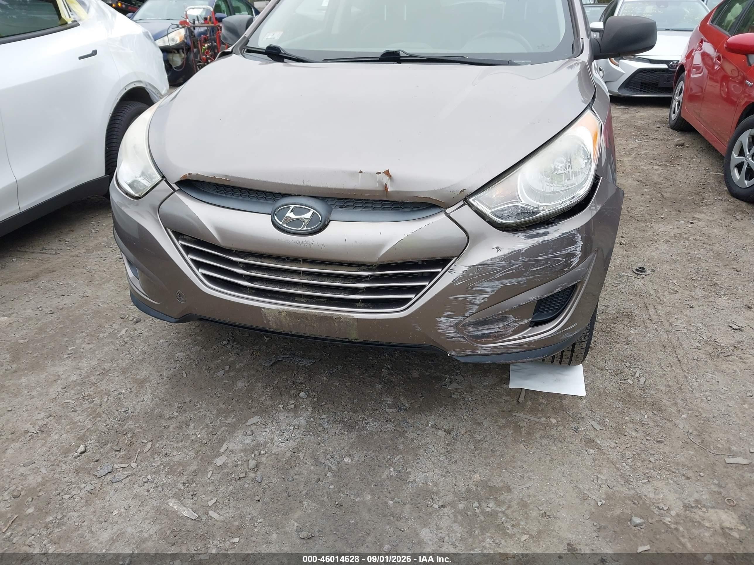 2012 Hyundai Tucson Gls Gray vin: KM8JUCACXCU418870