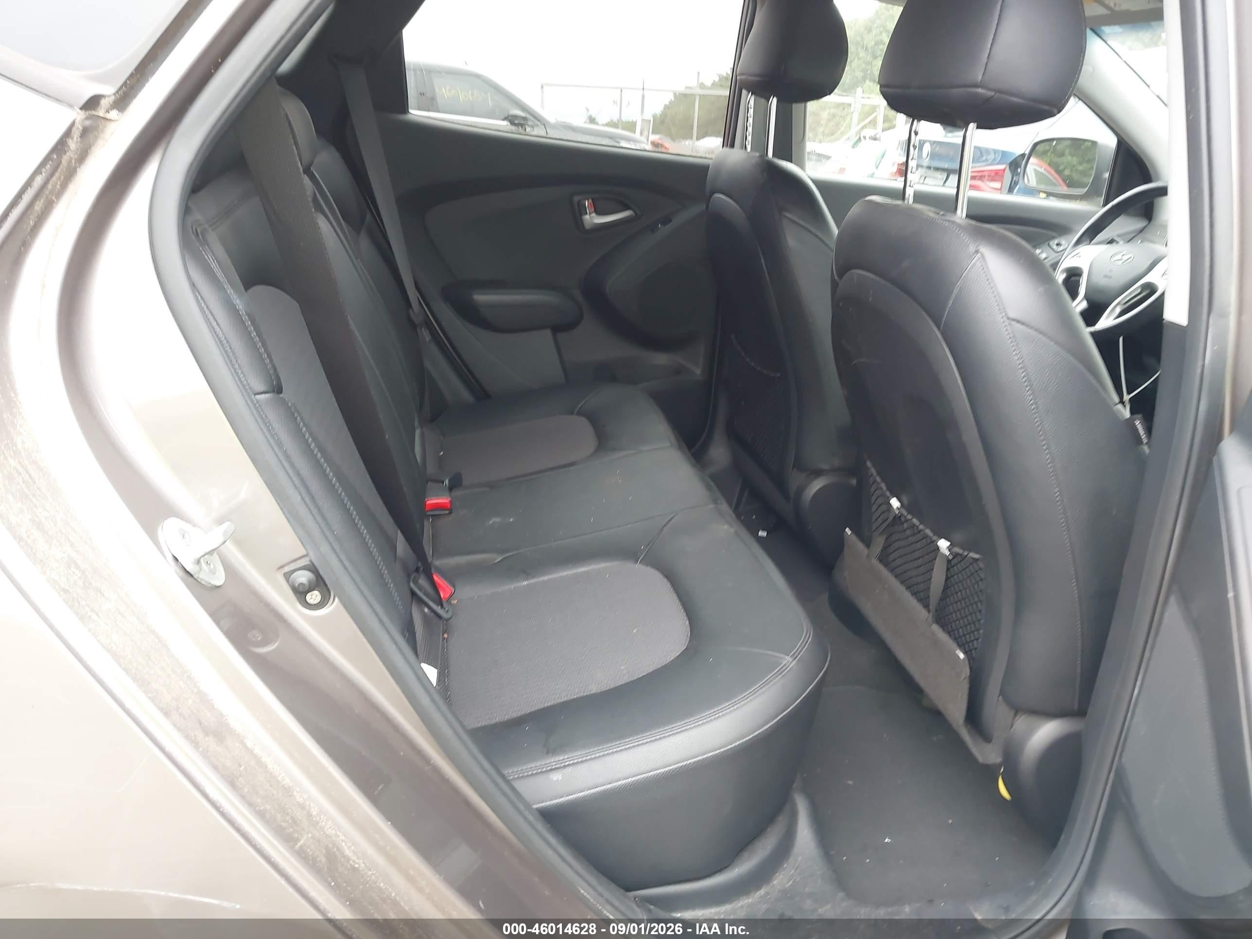 2012 Hyundai Tucson Gls Gray vin: KM8JUCACXCU418870
