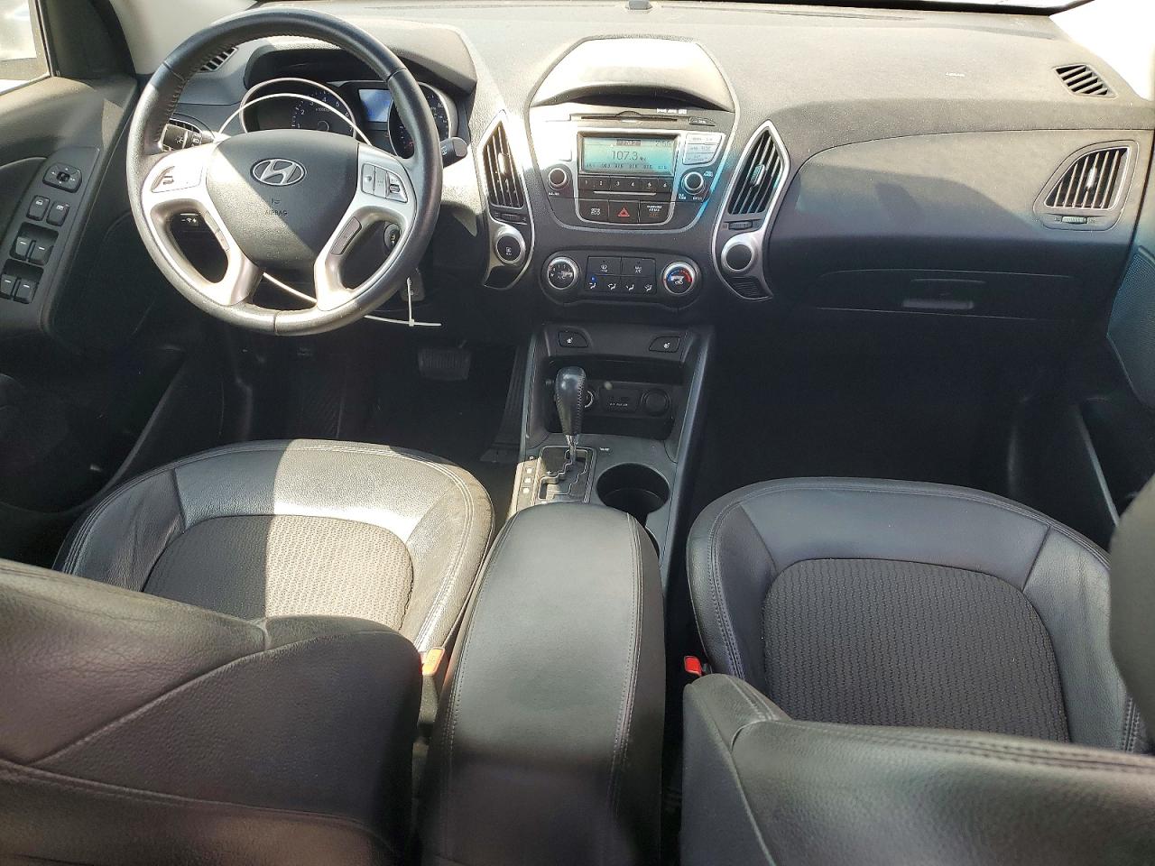 2013 Hyundai Tucson Gls Silver vin: KM8JUCACXDU555566