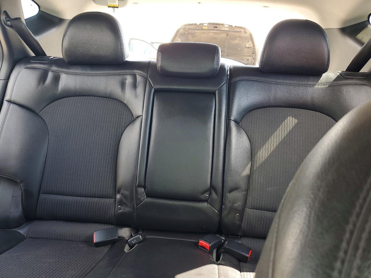 2013 Hyundai Tucson Gls Silver vin: KM8JUCACXDU555566