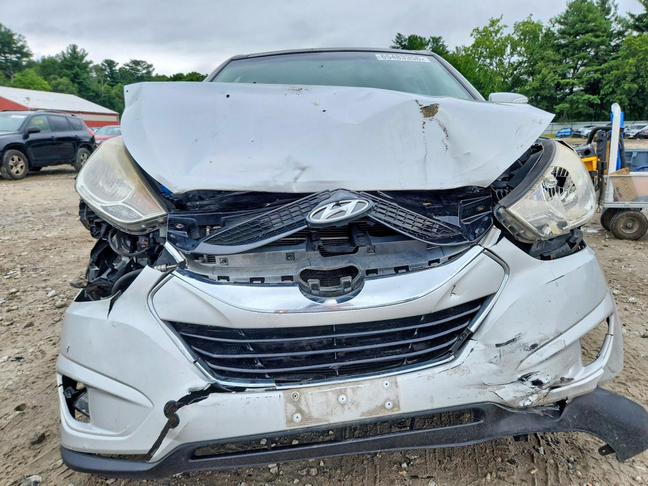 2013 Hyundai Tucson Limited Silver vin: KM8JUCACXDU610971