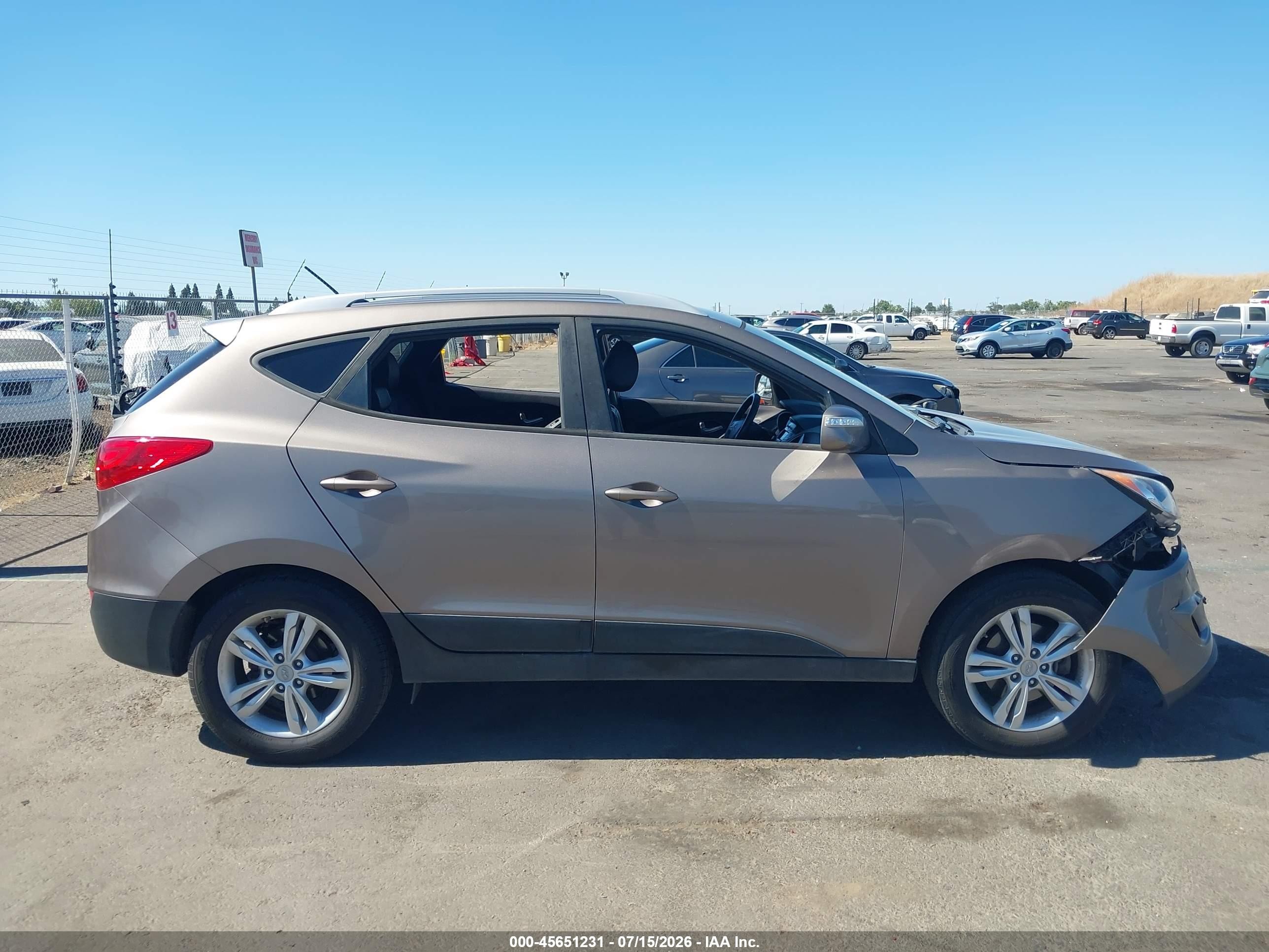 2013 Hyundai Tucson Gls Gold vin: KM8JUCACXDU621971