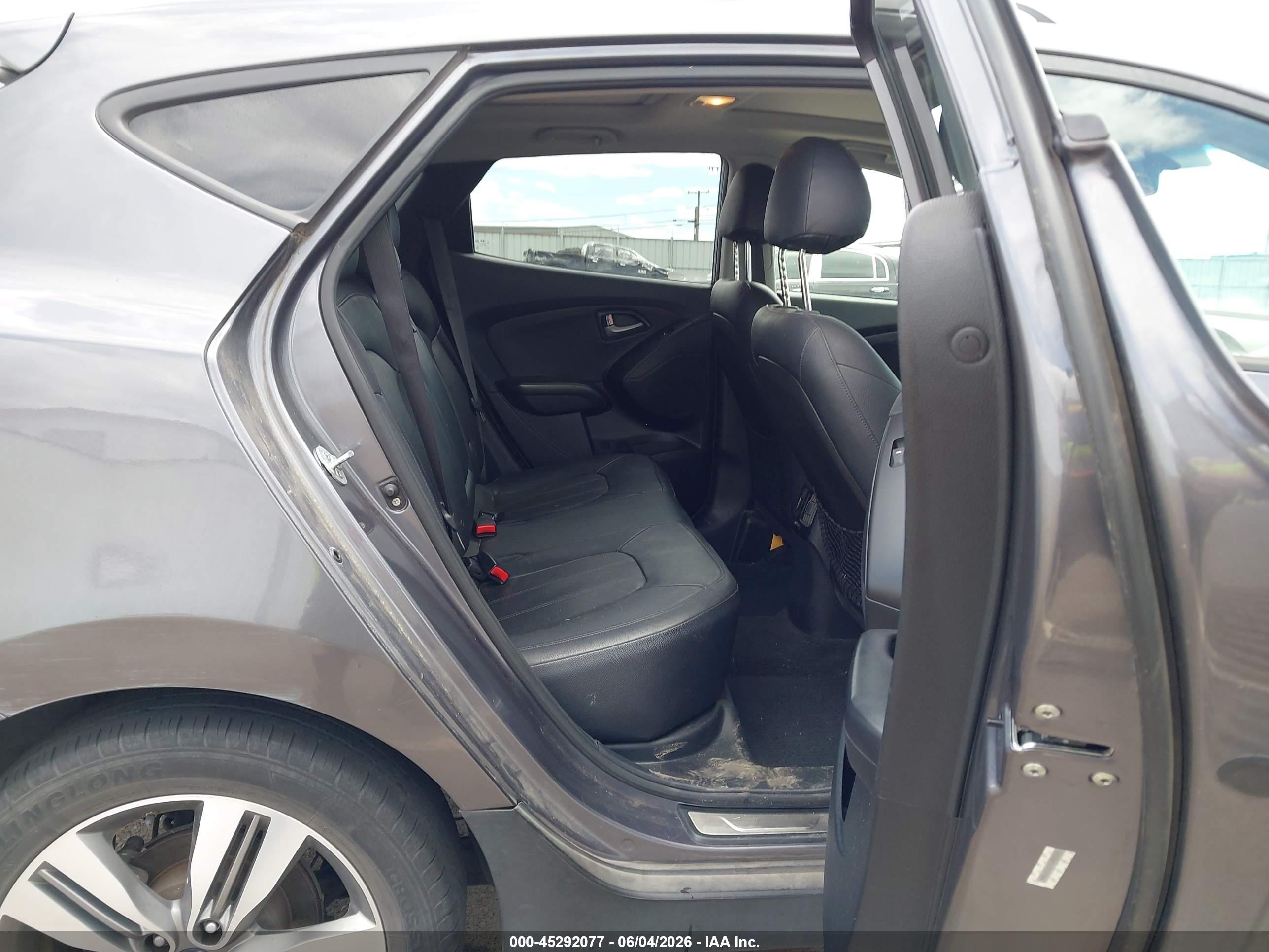 2014 Hyundai Tucson Limited Gray vin: KM8JUCAG1EU900083