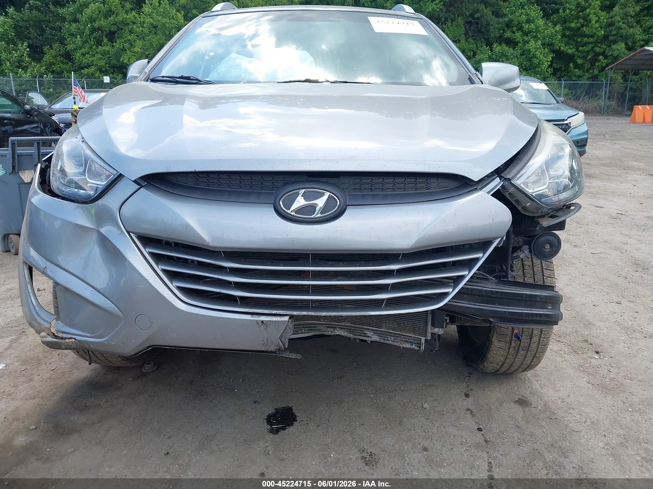 2015 Hyundai Tucson Se Silver vin: KM8JUCAG1FU080685