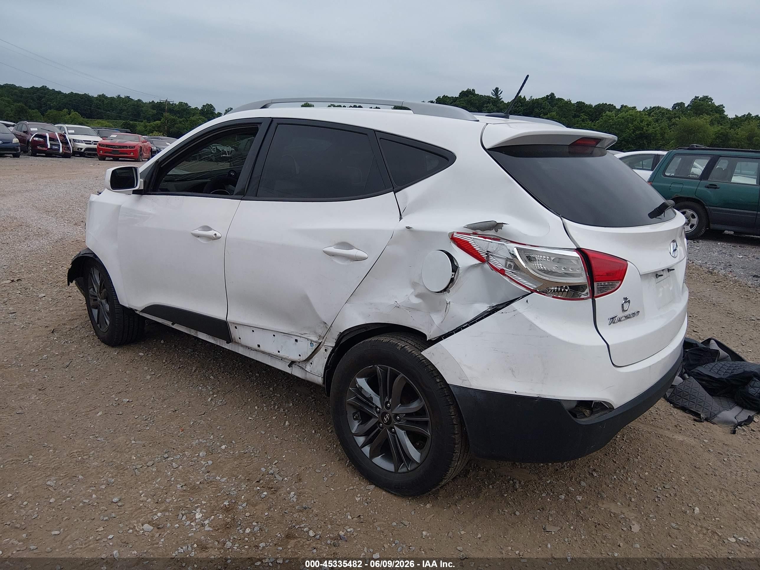 2015 Hyundai Tucson Se Белый vin: KM8JUCAG1FU116844