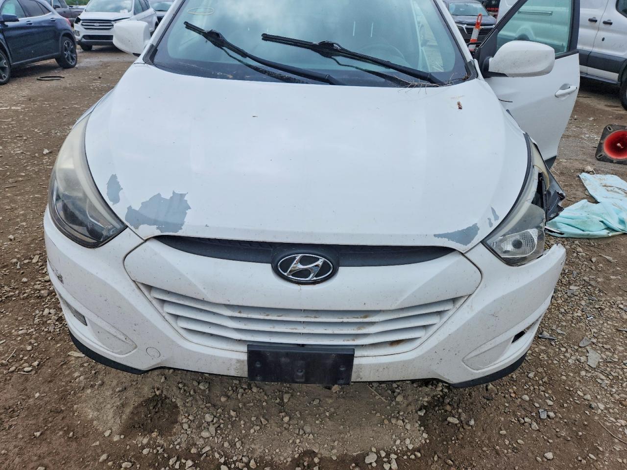 2015 Hyundai Tucson Se White vin: KM8JUCAG1FU972709