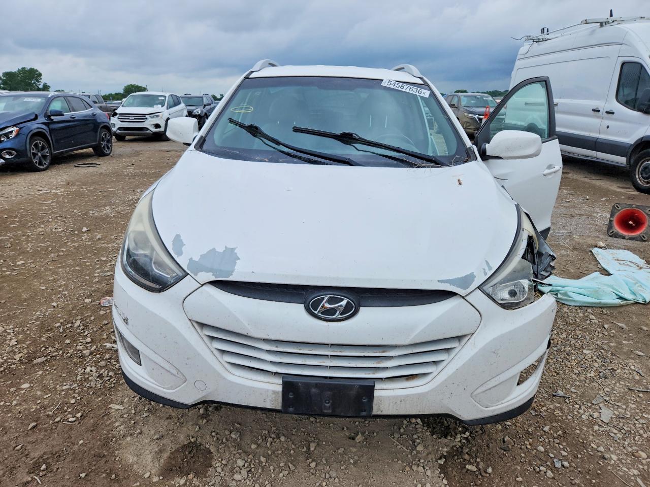 2015 Hyundai Tucson Se White vin: KM8JUCAG1FU972709