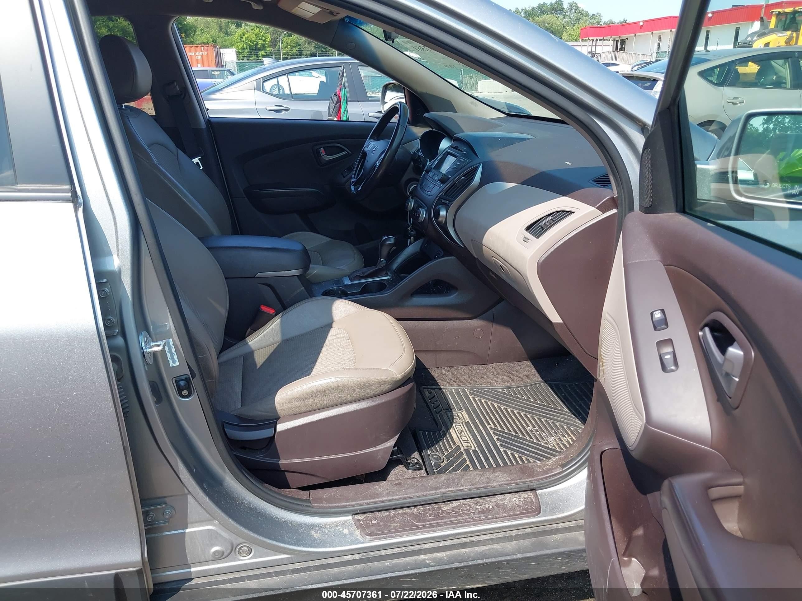 2014 Hyundai Tucson Se Silver vin: KM8JUCAG2EU806164