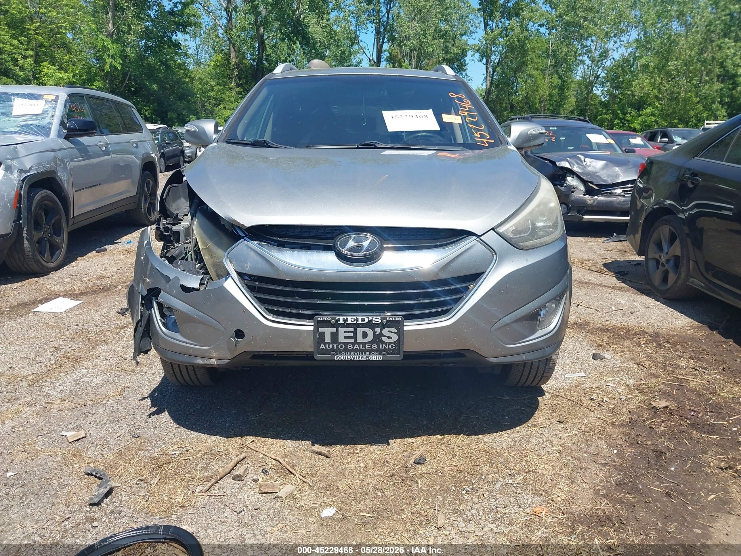 2014 Hyundai Tucson Limited Silver vin: KM8JUCAG3EU799533