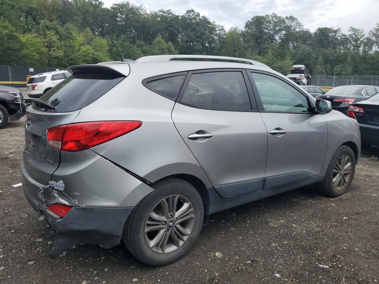 2015 Hyundai Tucson Limited Серебряный vin: KM8JUCAG3FU000528