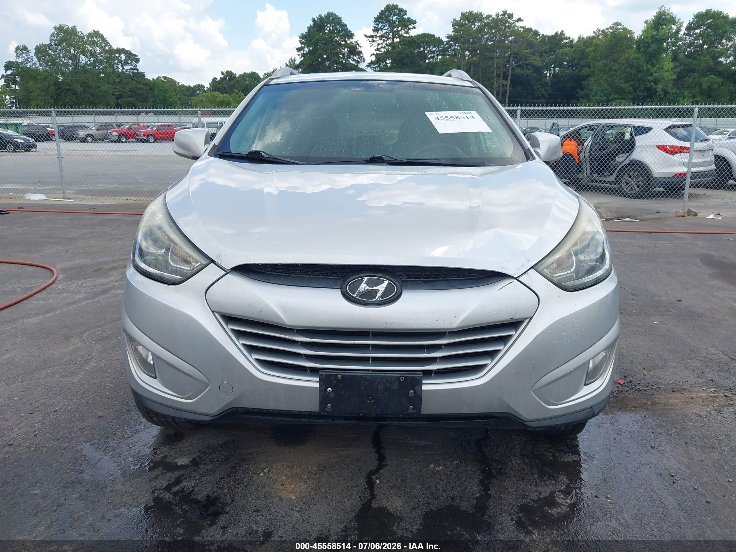 2015 Hyundai Tucson Se Серебряный vin: KM8JUCAG4FU048734